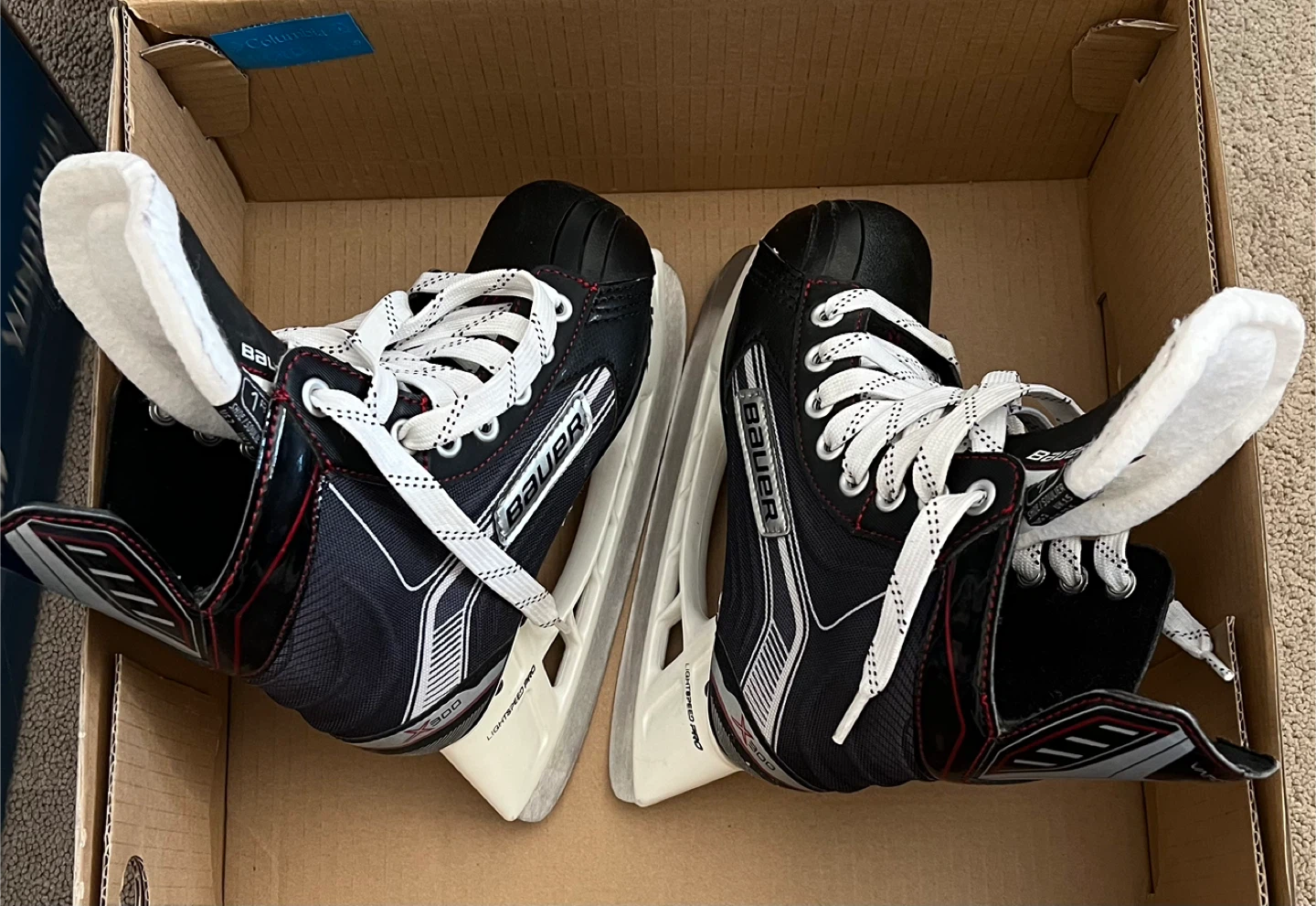 Bauer Hockey Skates - Youth Size 1R