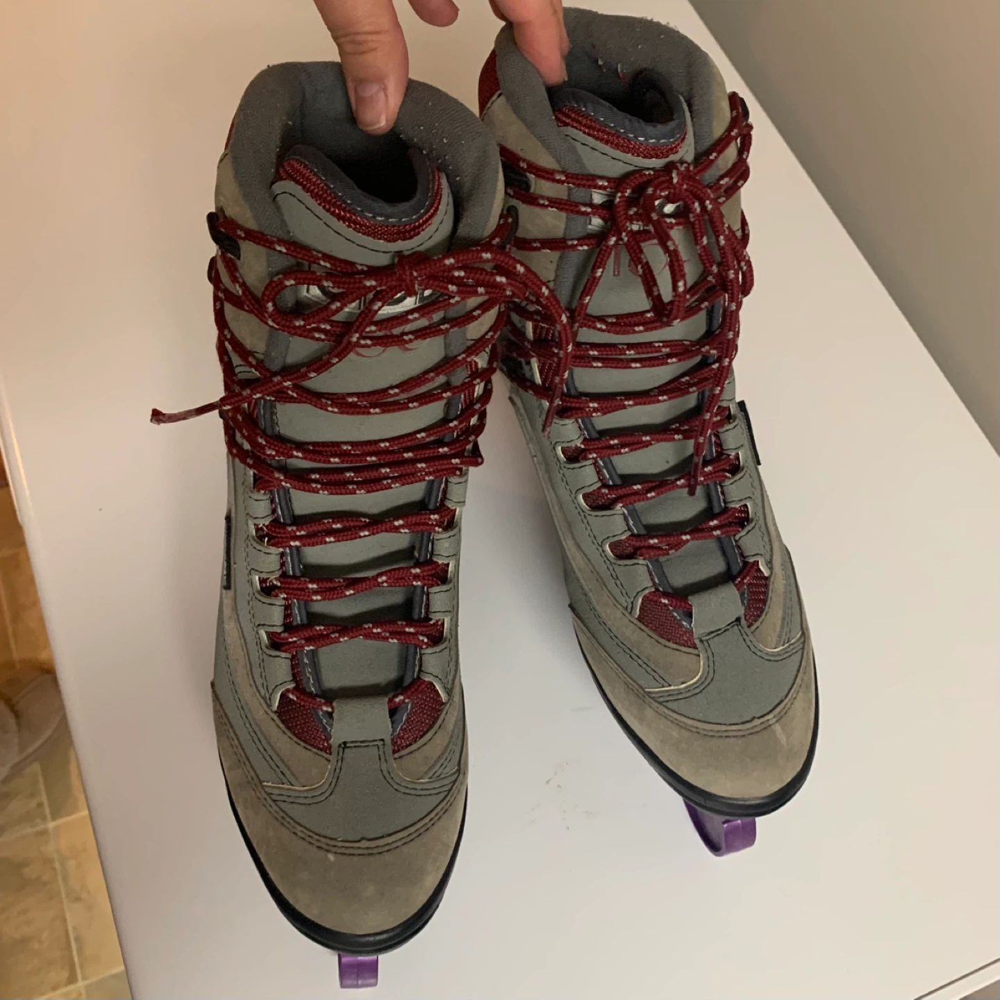 CCM 100 Figure Skates - photo 2