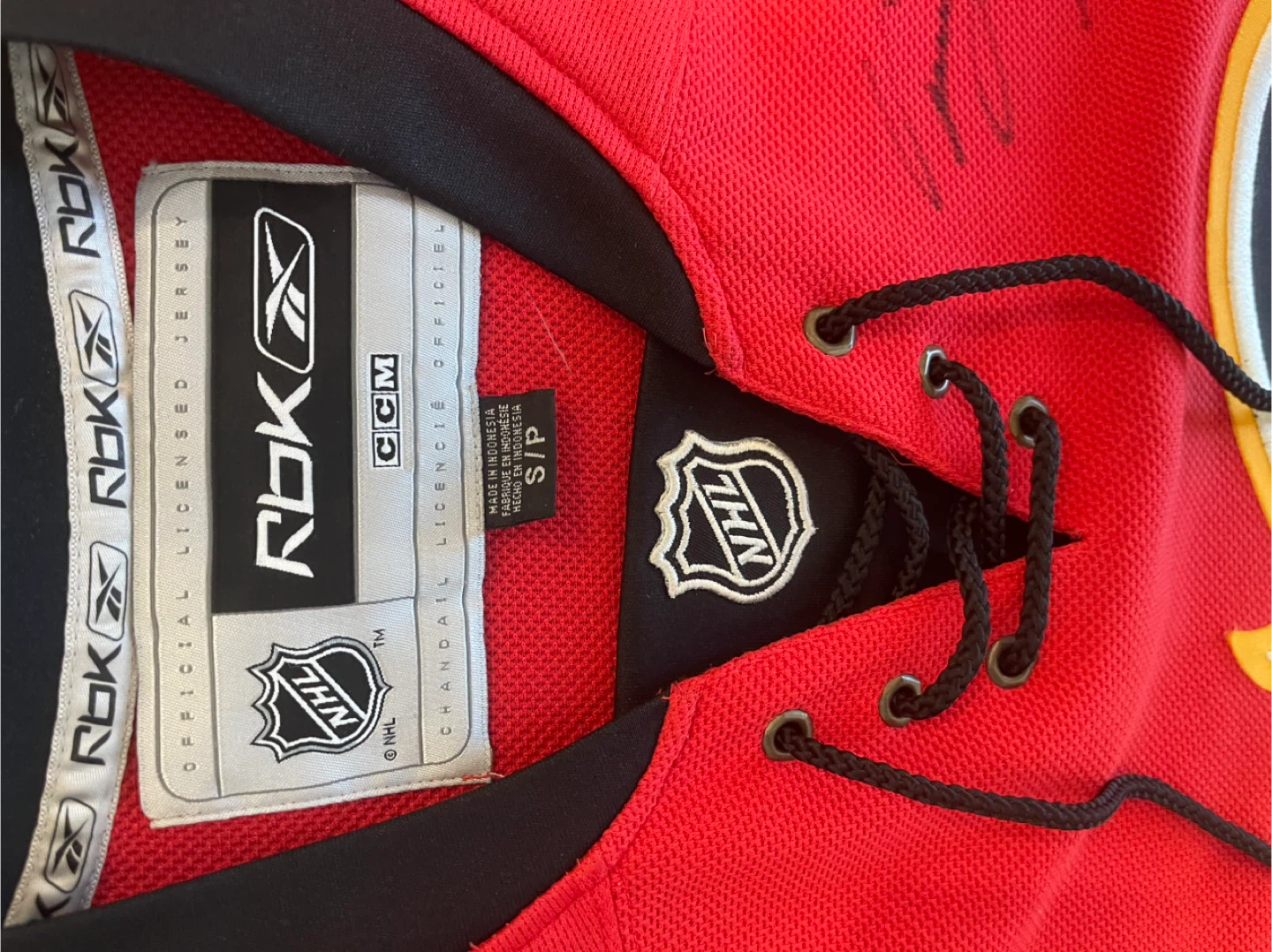 Calgary Flames NHL Hockey Jersey Signed 🏆 - photo 4