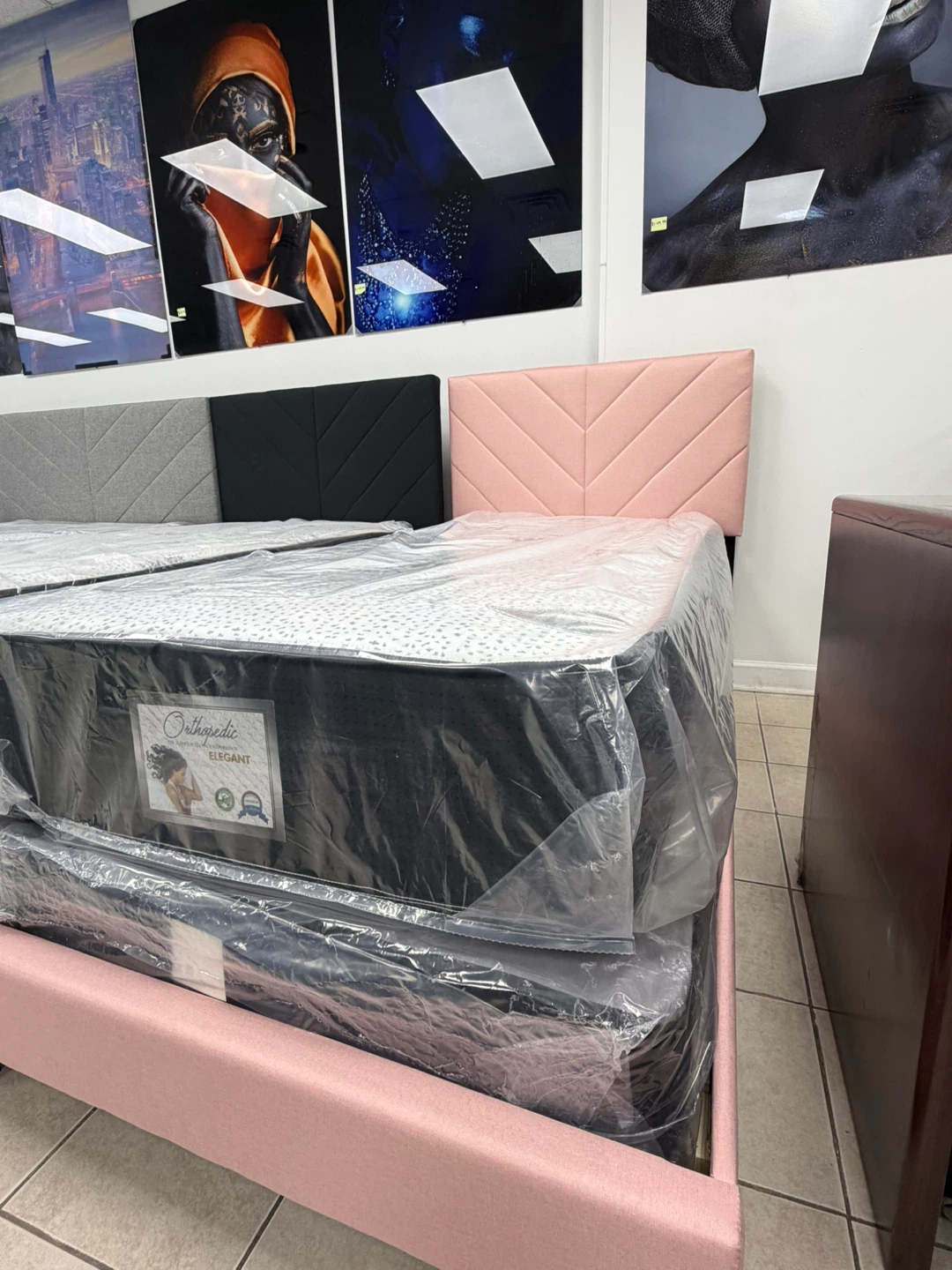 Orthopedic Elegant Twin Bed Mattress. Complete package
