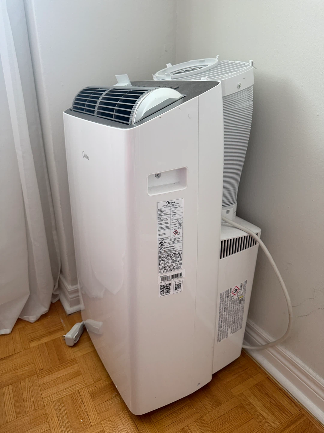 Midea Portable Air Conditioner - photo 2