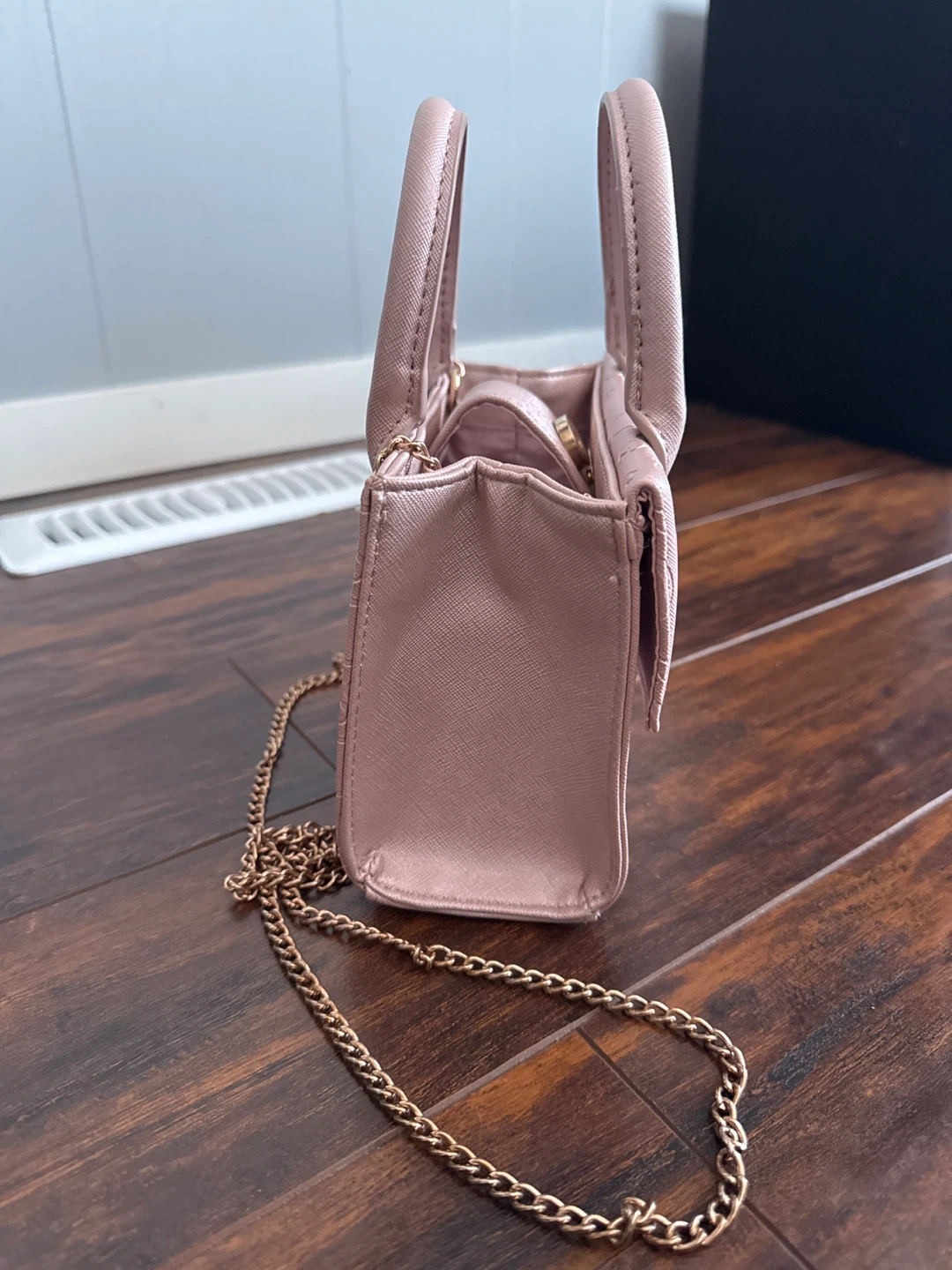 NEW***Guess Pink Mini Top Handle Bag with Chain - photo 5