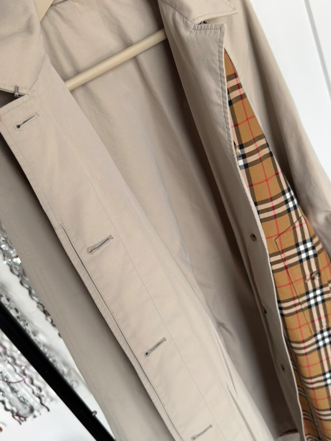 Authentic Burberry Trench Coat - photo 4