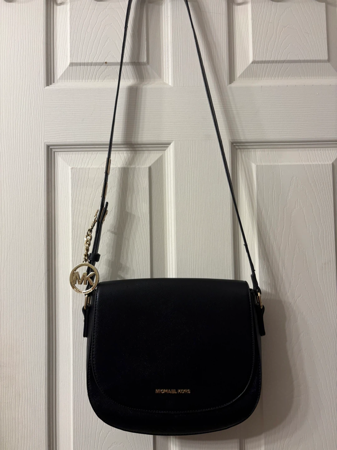Michael Kors Black Shoulder Bag - photo 2