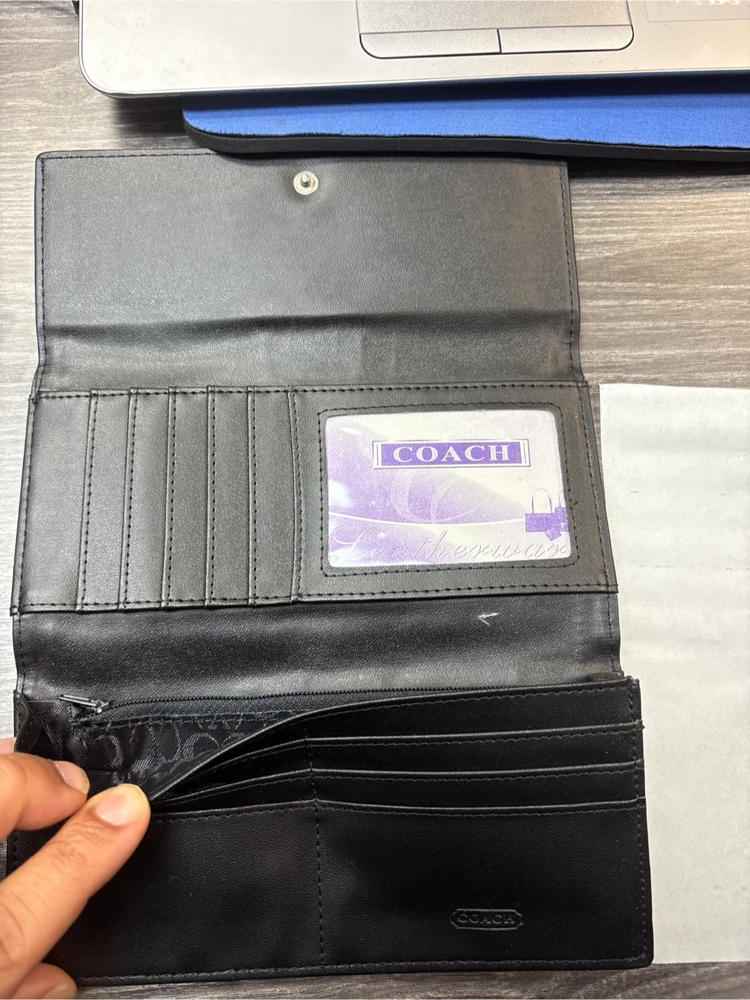 14.99 !!!Brand new Coach Signature Wallet - photo 2