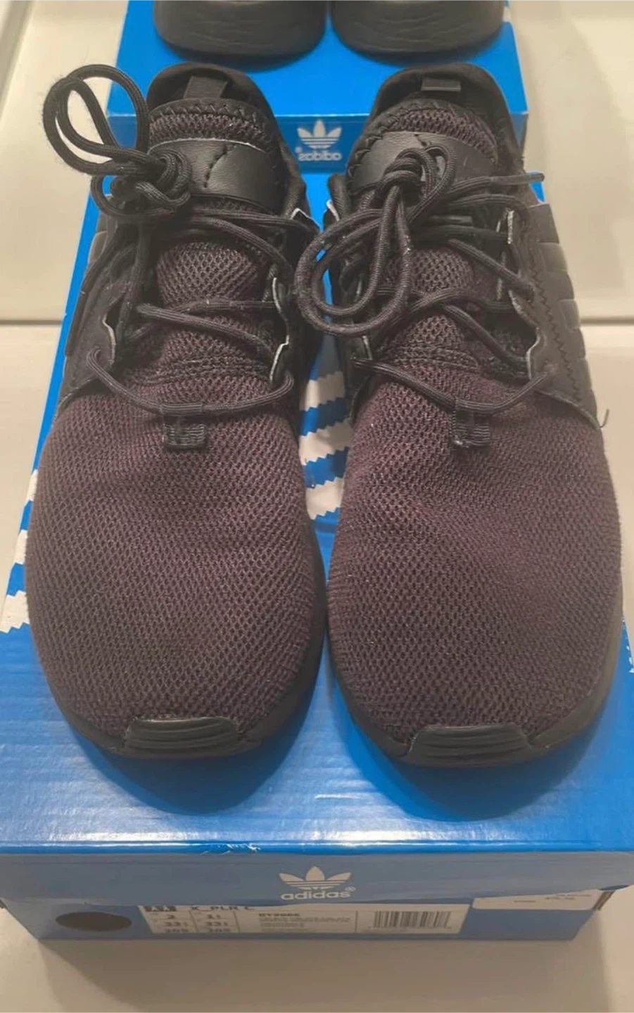 Adidas runners Size Y2 - photo 3
