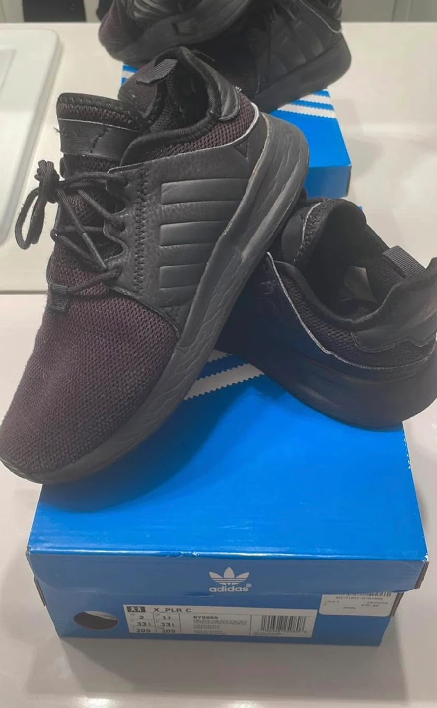 Adidas runners Size Y2