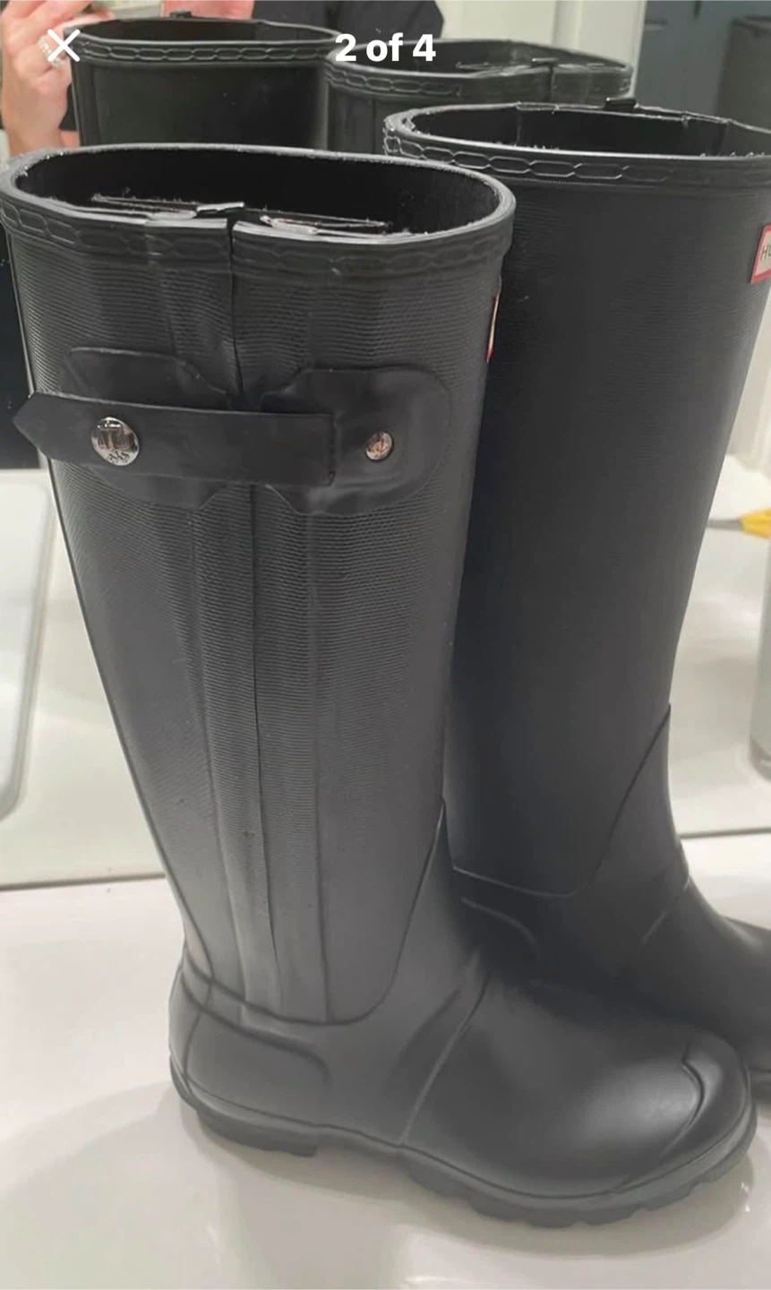 Hunter Boots Black Tall Rubber Rain Boots - photo 2