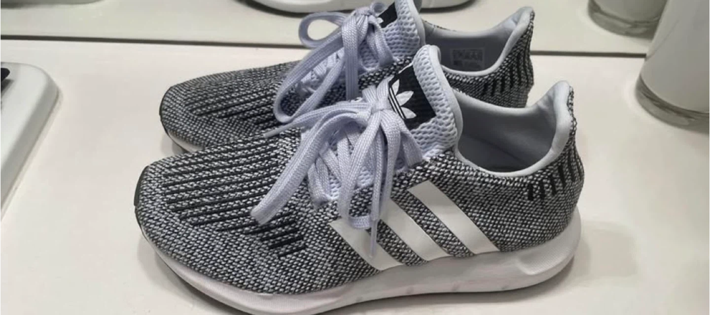 Adidas Swift Run Shoes W7/Y6 - photo 2
