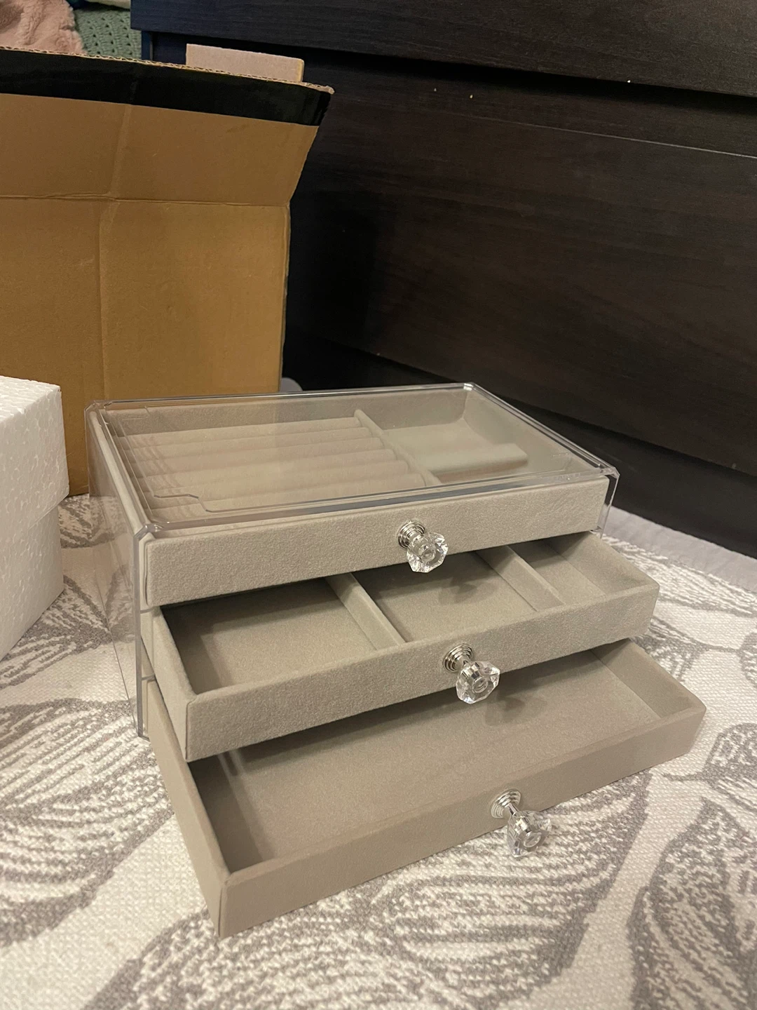 Brand New Grey 3-Drawer Jewelry Organizer with Clear Lid