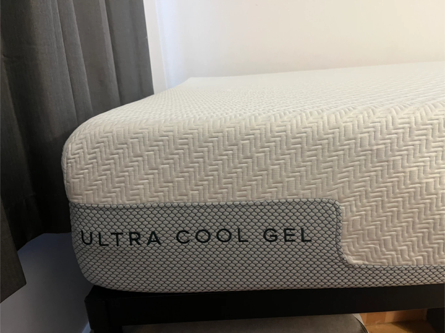 Zinus "Ultra Cool Gel" Full size Mattress and Fram
