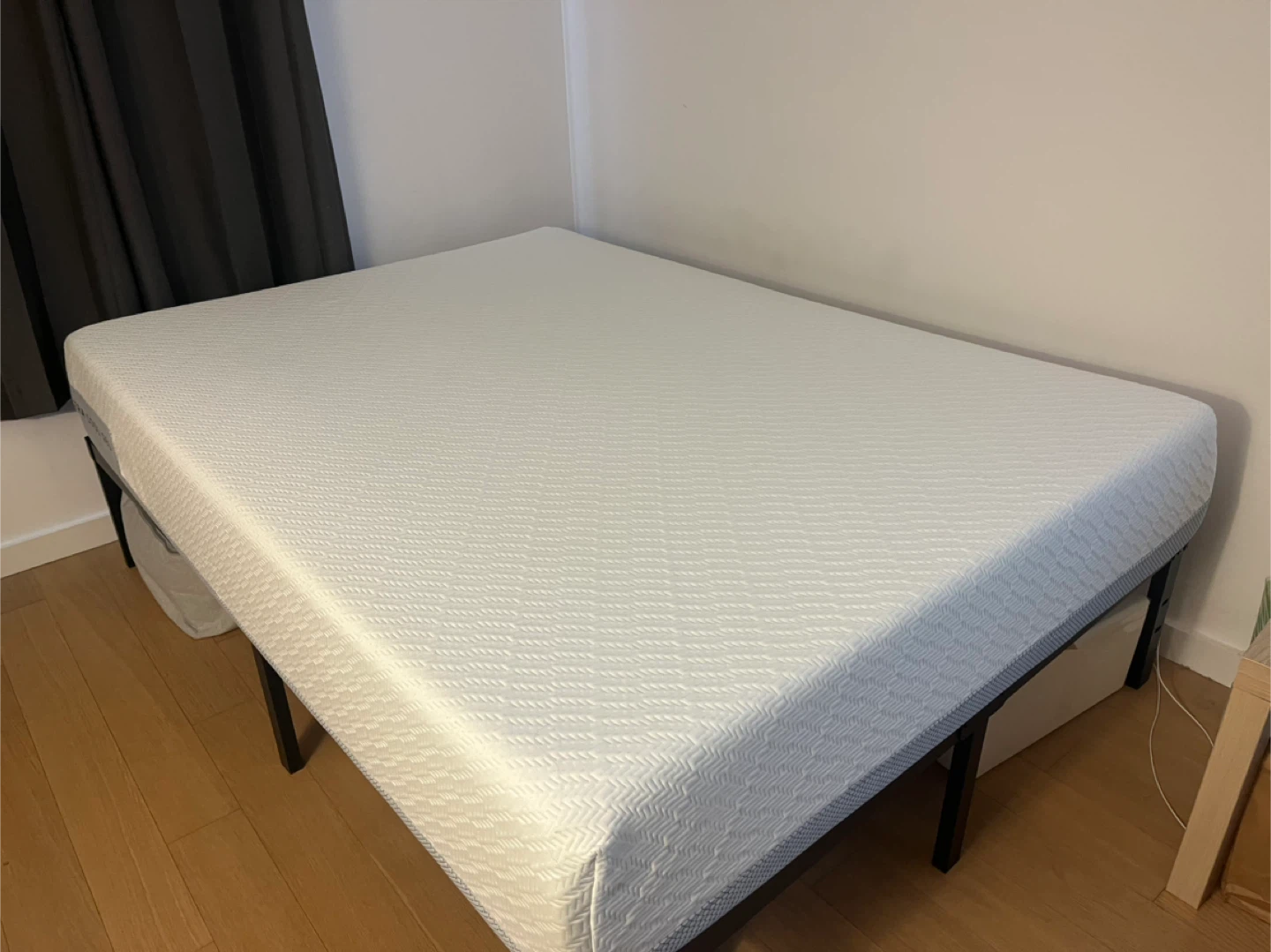 Zinus "Ultra Cool Gel" Full size Mattress and Fram - photo 2