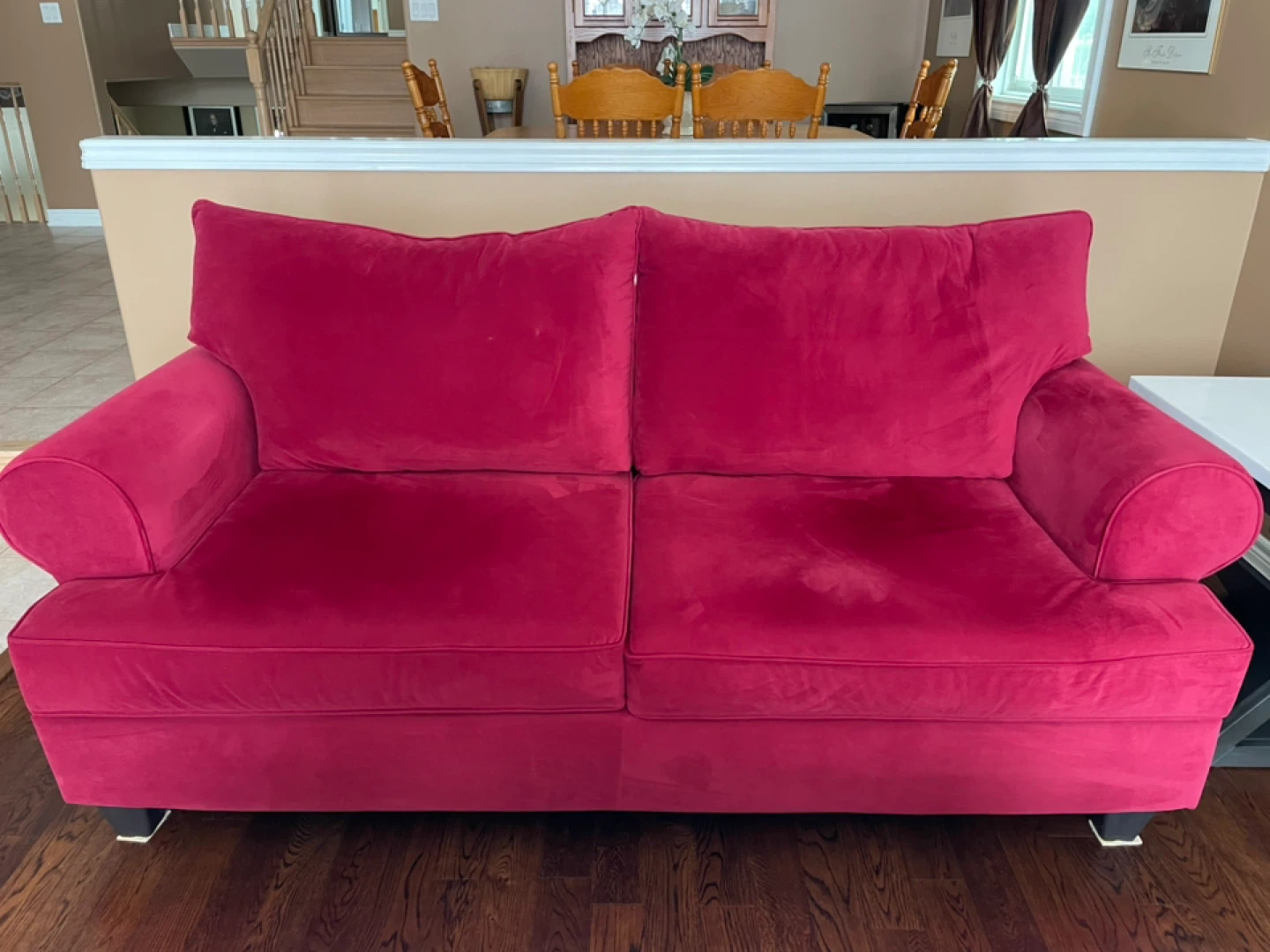 Red Sofa - photo 2