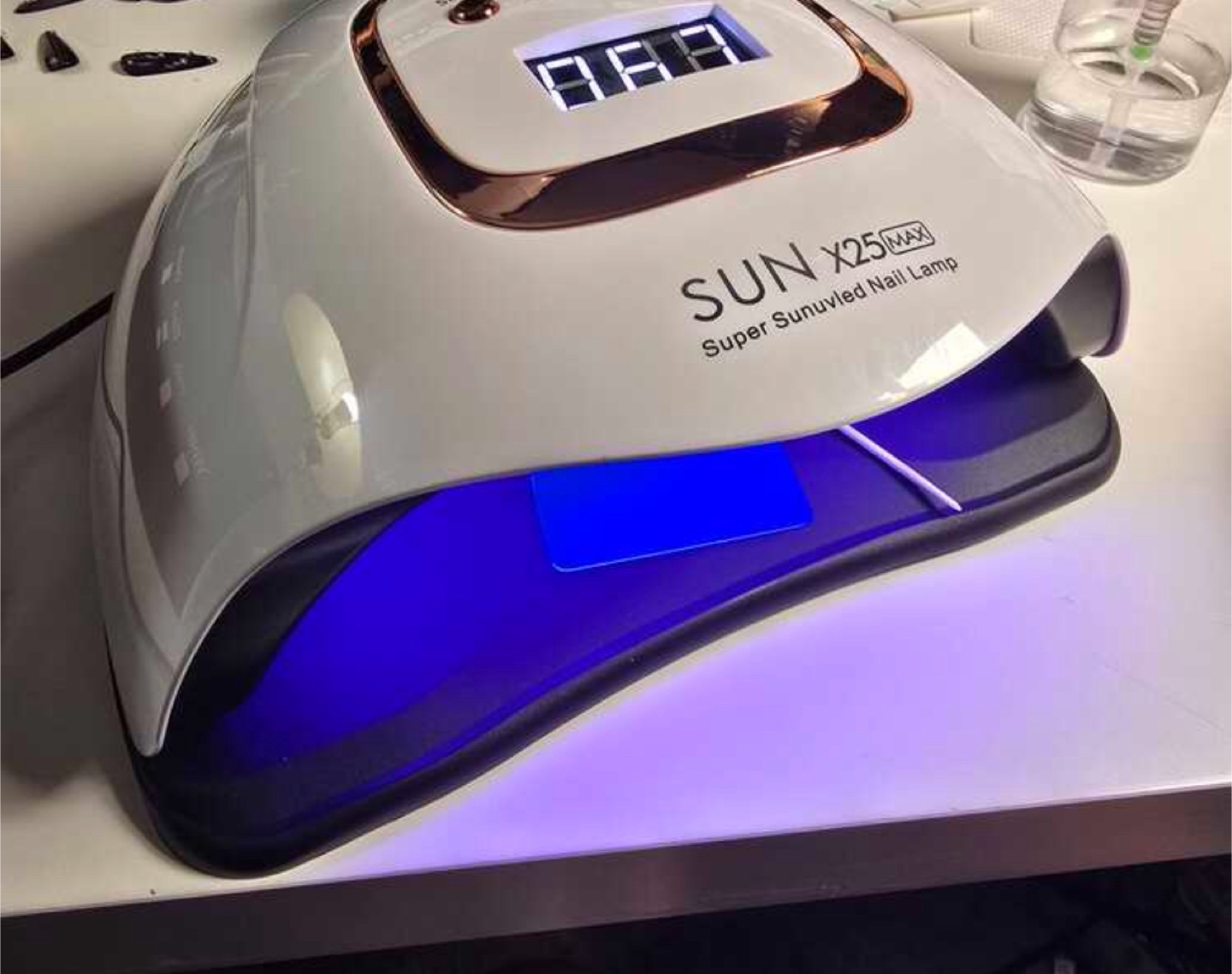 Sunuvled Nail Lamp brand new in a box