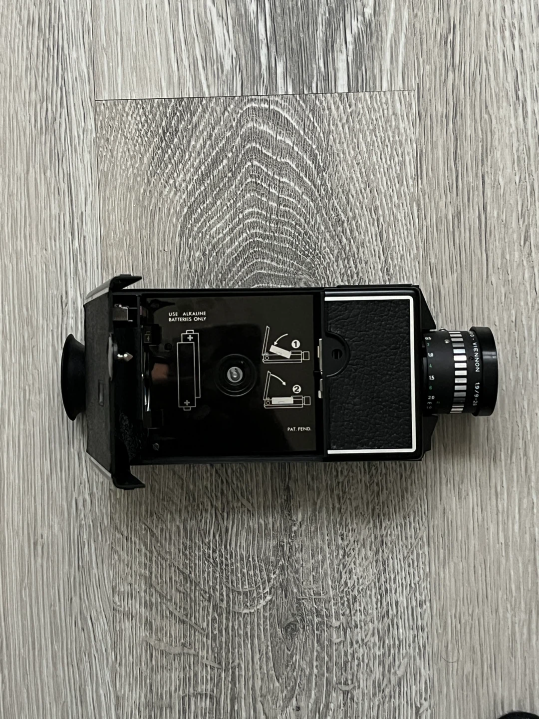 Vintage 1970s Eumig Mini 3 Zoom Reflex Super 8 Camera - photo 4