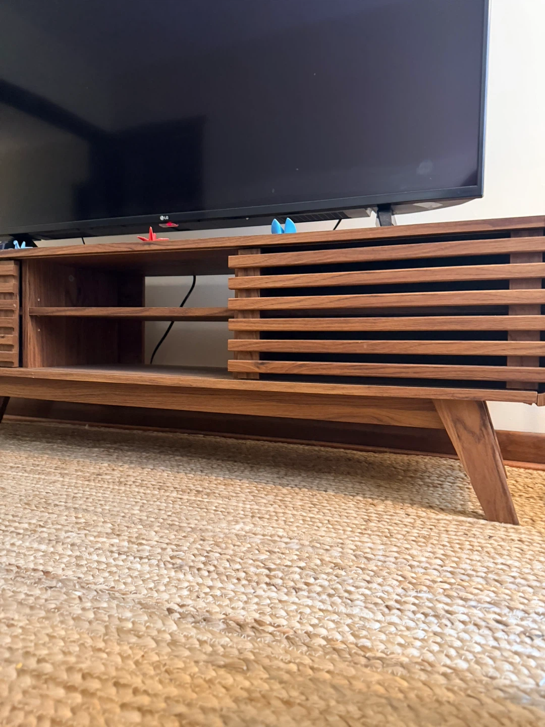 Mid-Century Modern Wood TV Stand - photo 2