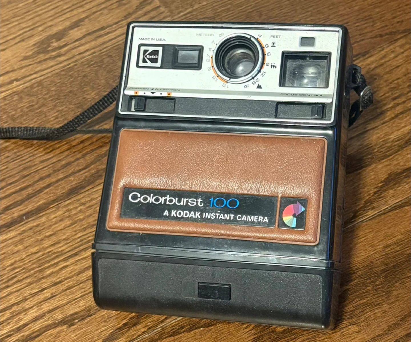 FREE - Vintage Kodak Colorbust100 instant camera