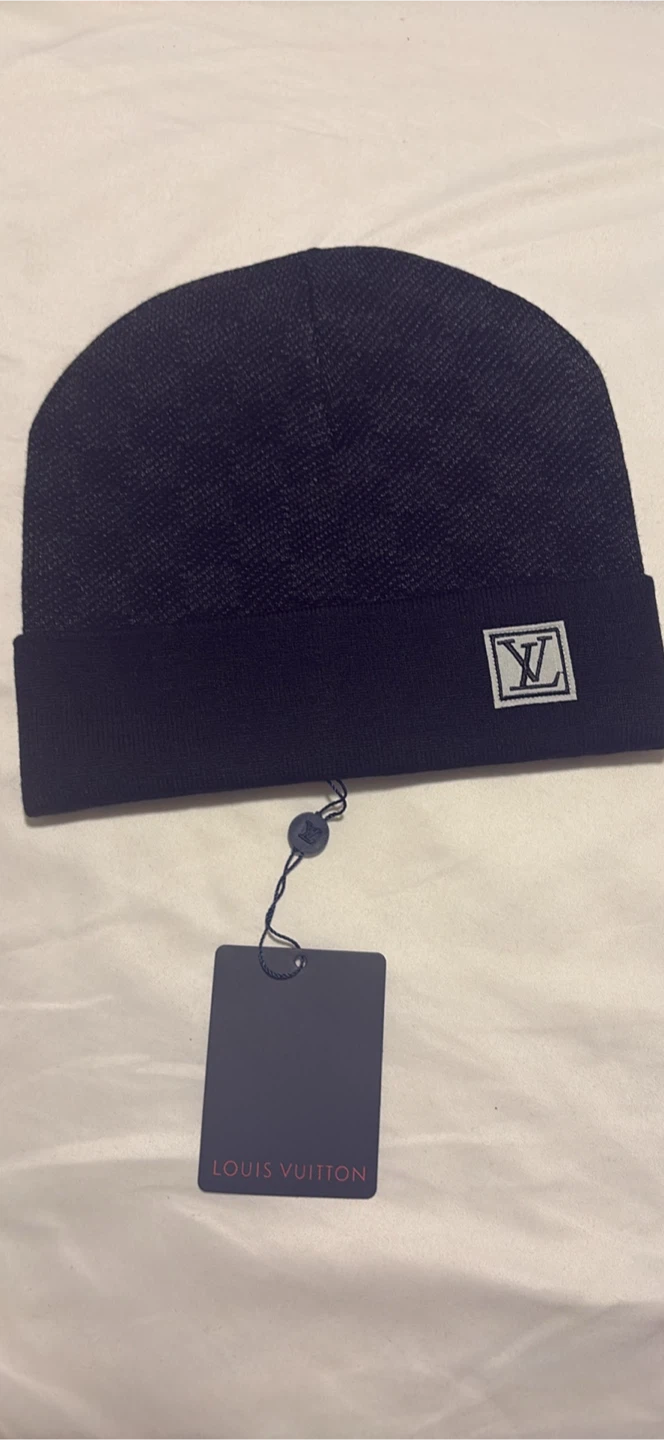 Louis Vuitton Beanie - photo 2