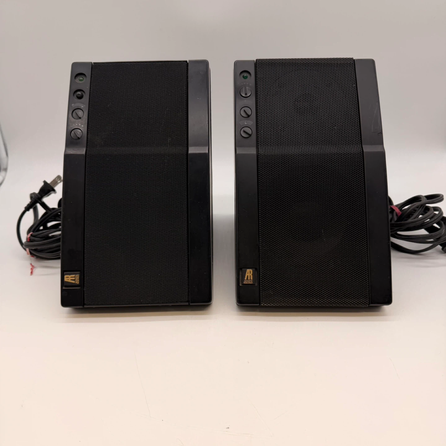 Vintage Acoustic Research Powered Partner 570 Speakers Pair - photo 2