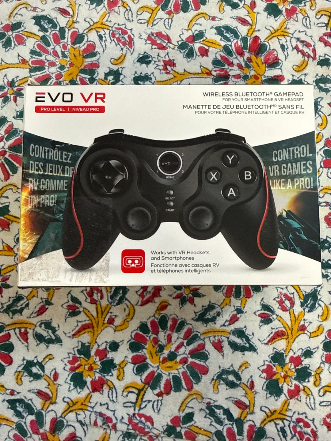 EVO VR Wireless Bluetooth Gamepad for Smartphone and VR Headset