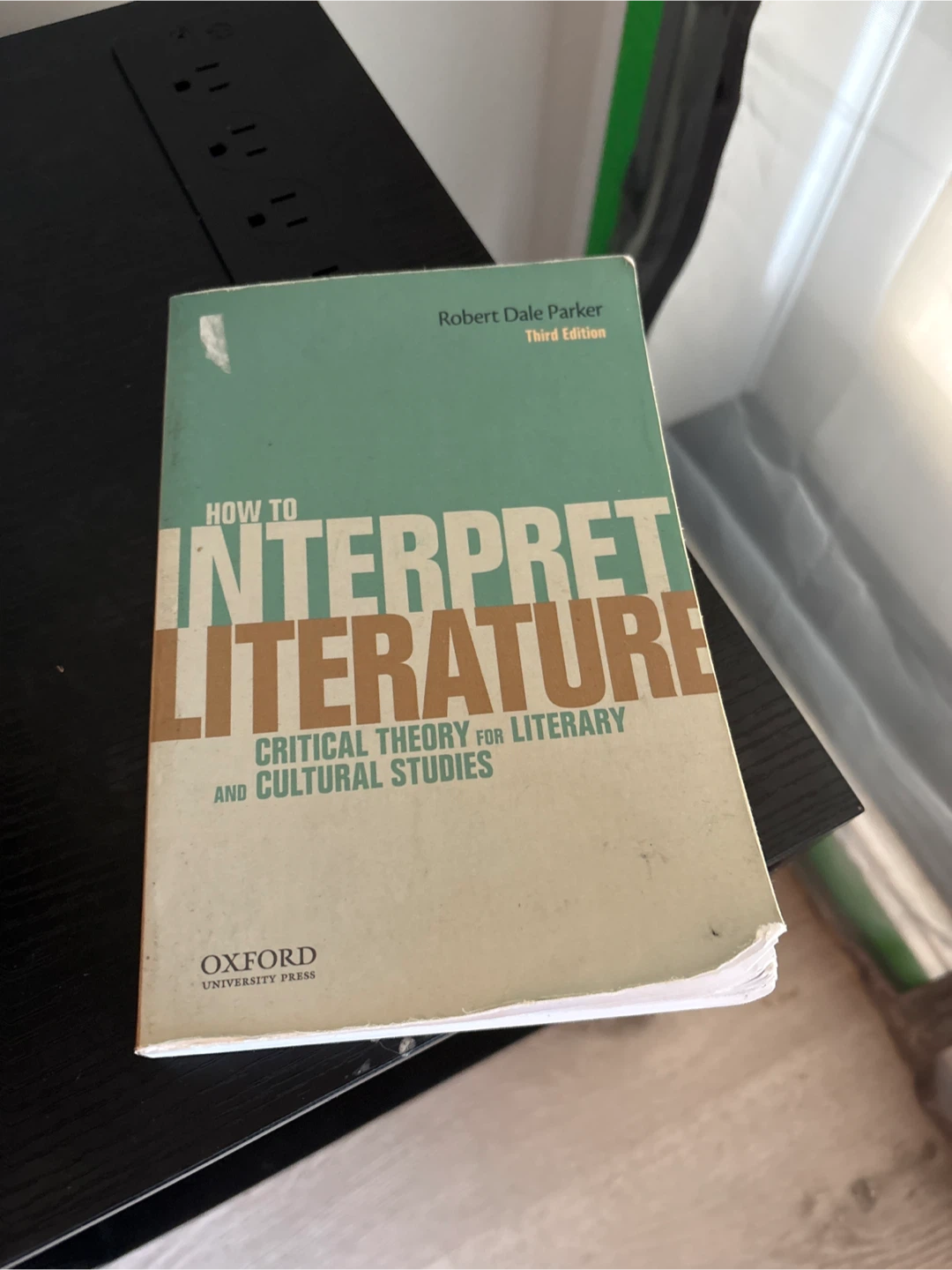 How to Interpret Literature 🏆