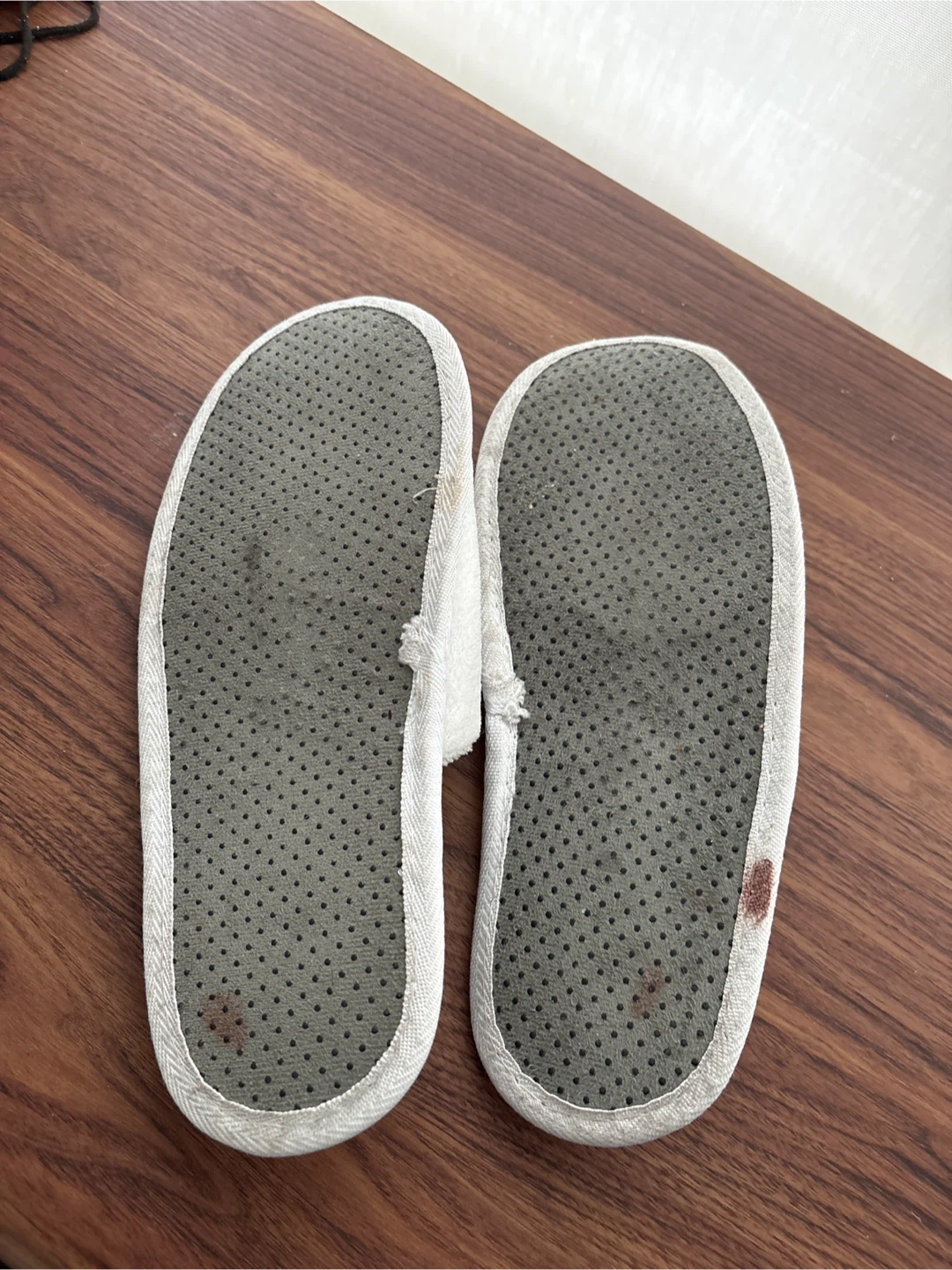 Frette White Plush Slippers 🏆 - photo 2