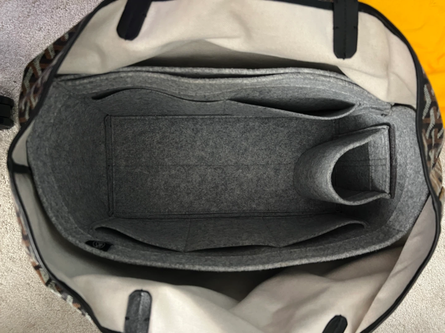 Goyard Saint Louis Tote Bag Black GM - photo 3