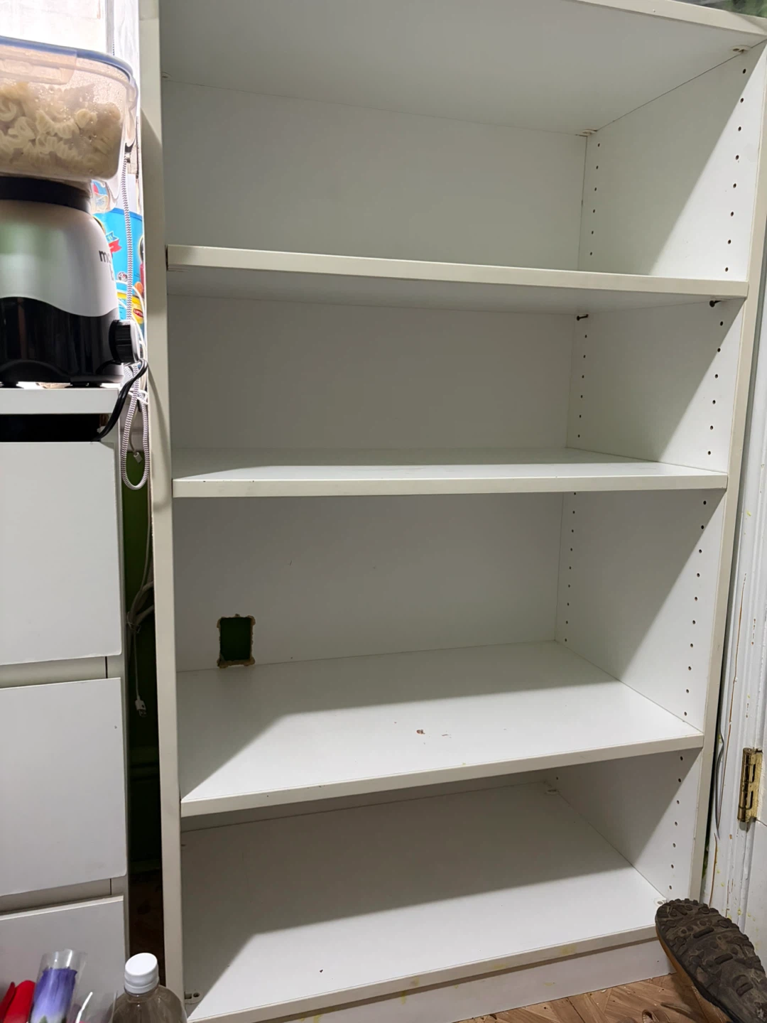 White 4-Shelf Bookshelf - photo 2
