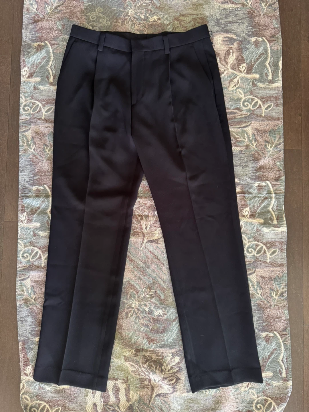One tuck Black slacks (new with tag)