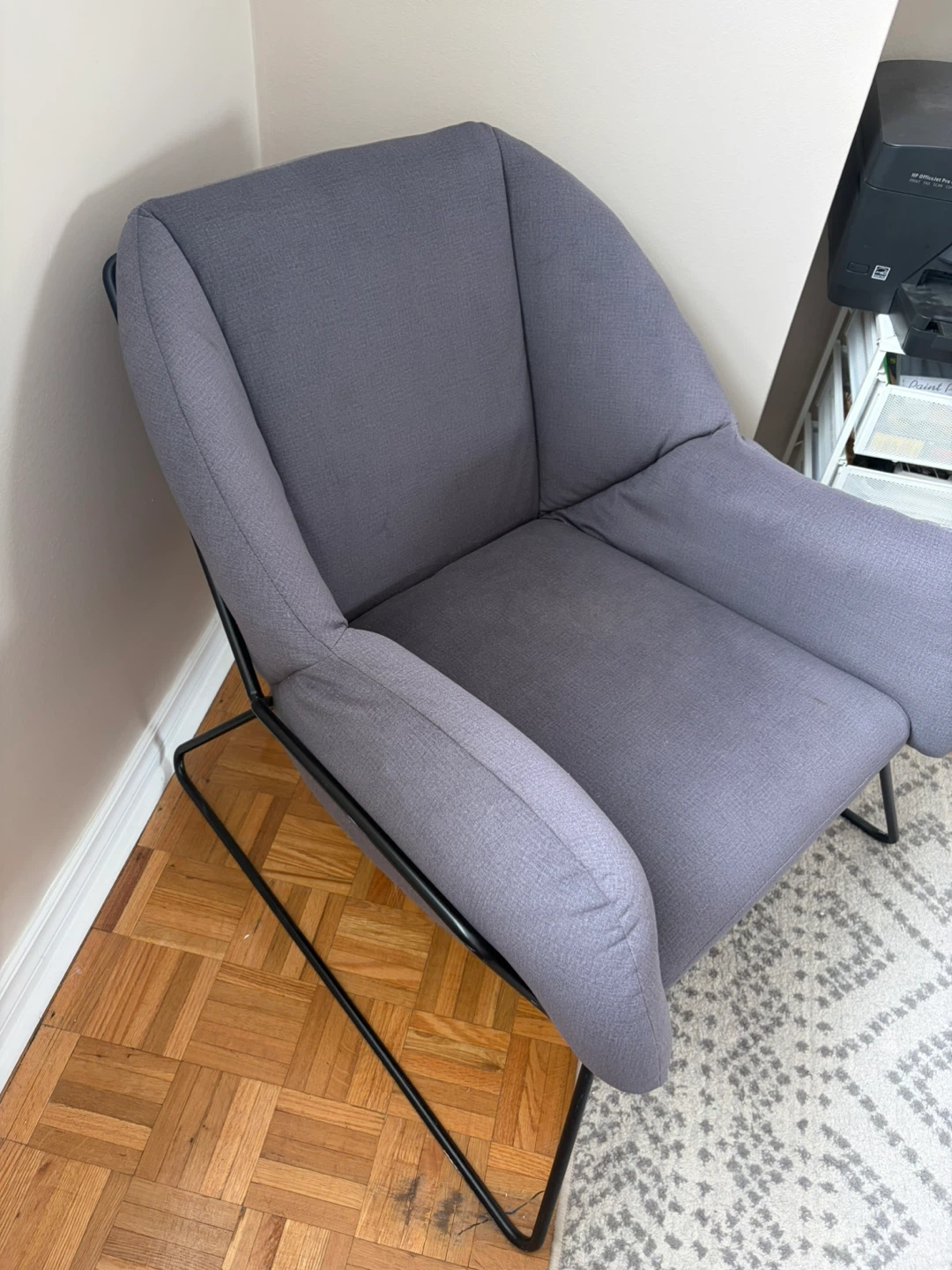 Modern Grey Accent Chair with Black Metal Legs - photo 2