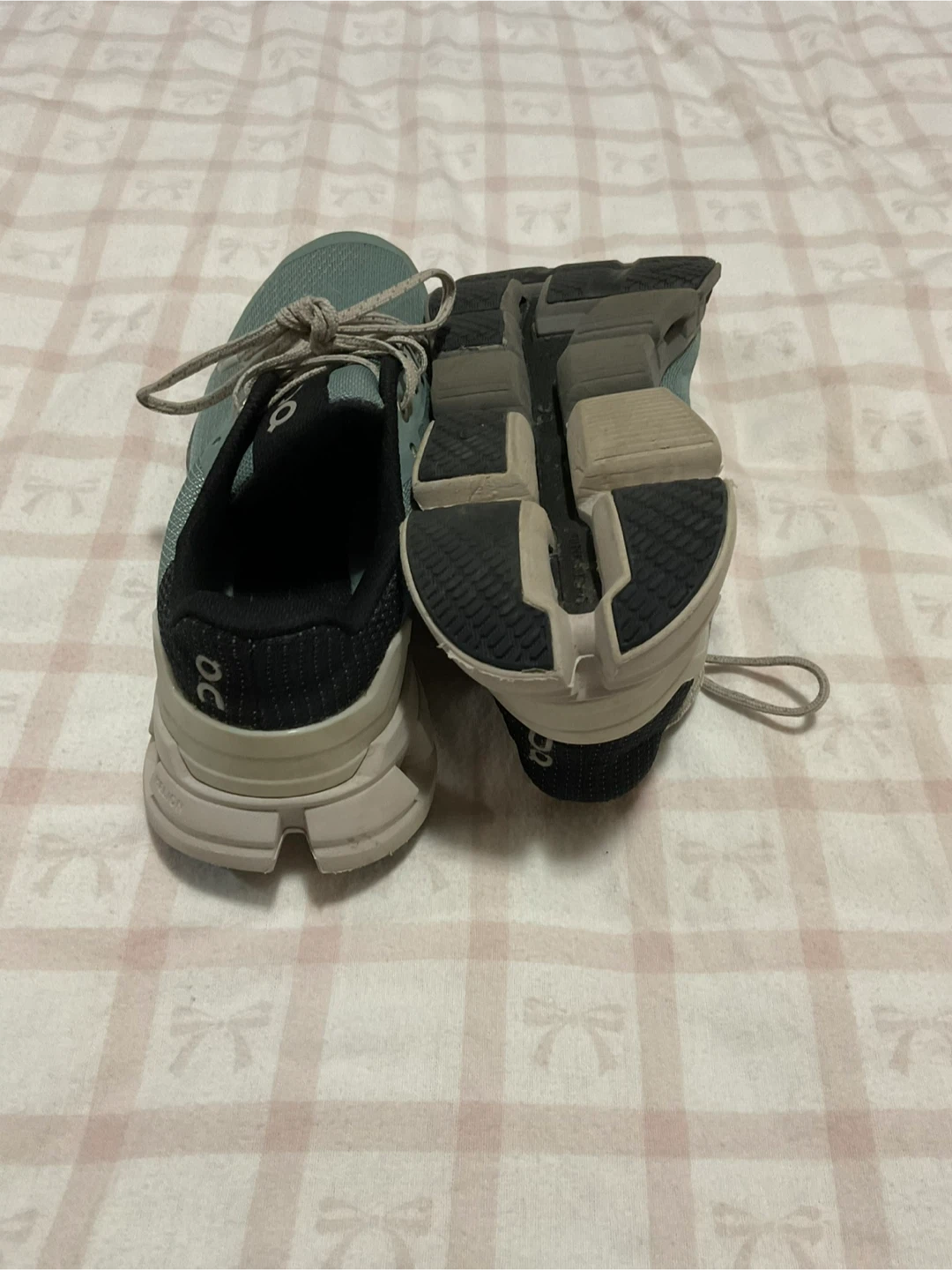 ON Cloud Waterproof Running Shoes (Helion)- W6.5 - photo 2