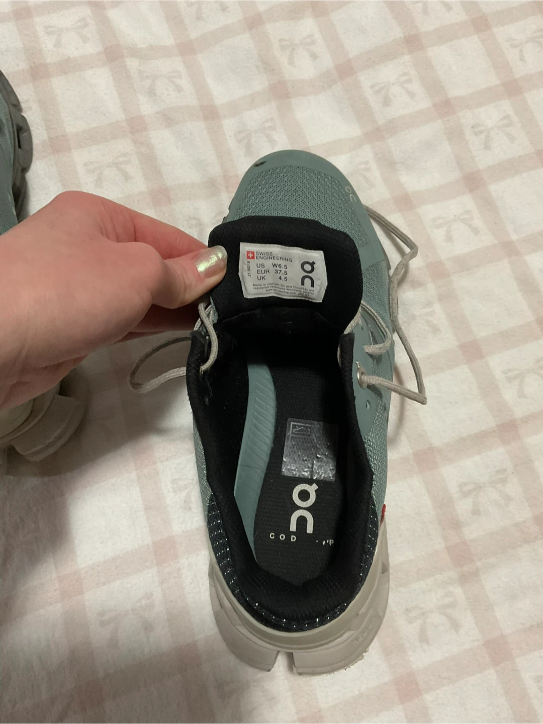 ON Cloud Waterproof Running Shoes (Helion)- W6.5 - photo 3