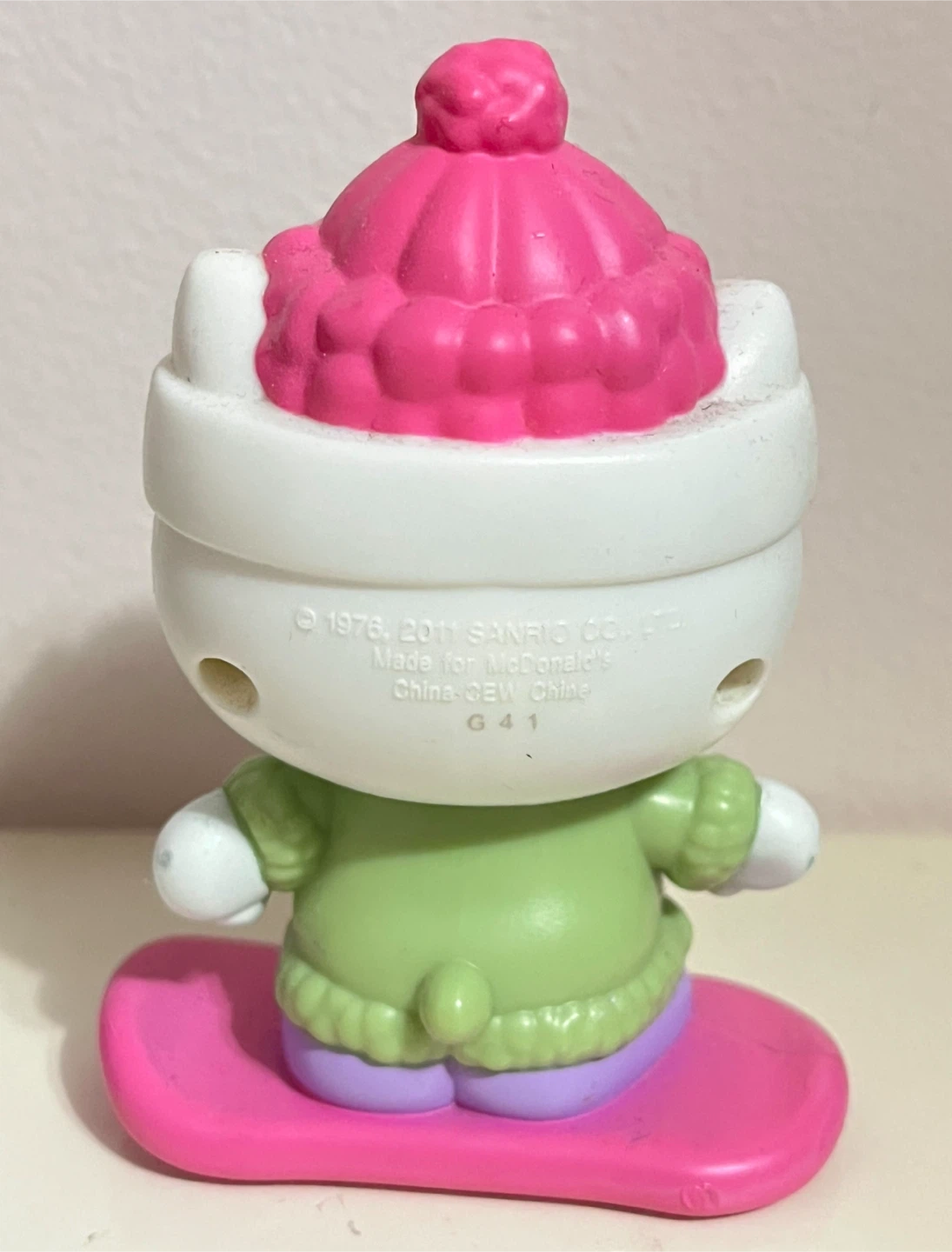 McDonald's Hello Kitty Snowboarder Toy 🏆 - photo 3