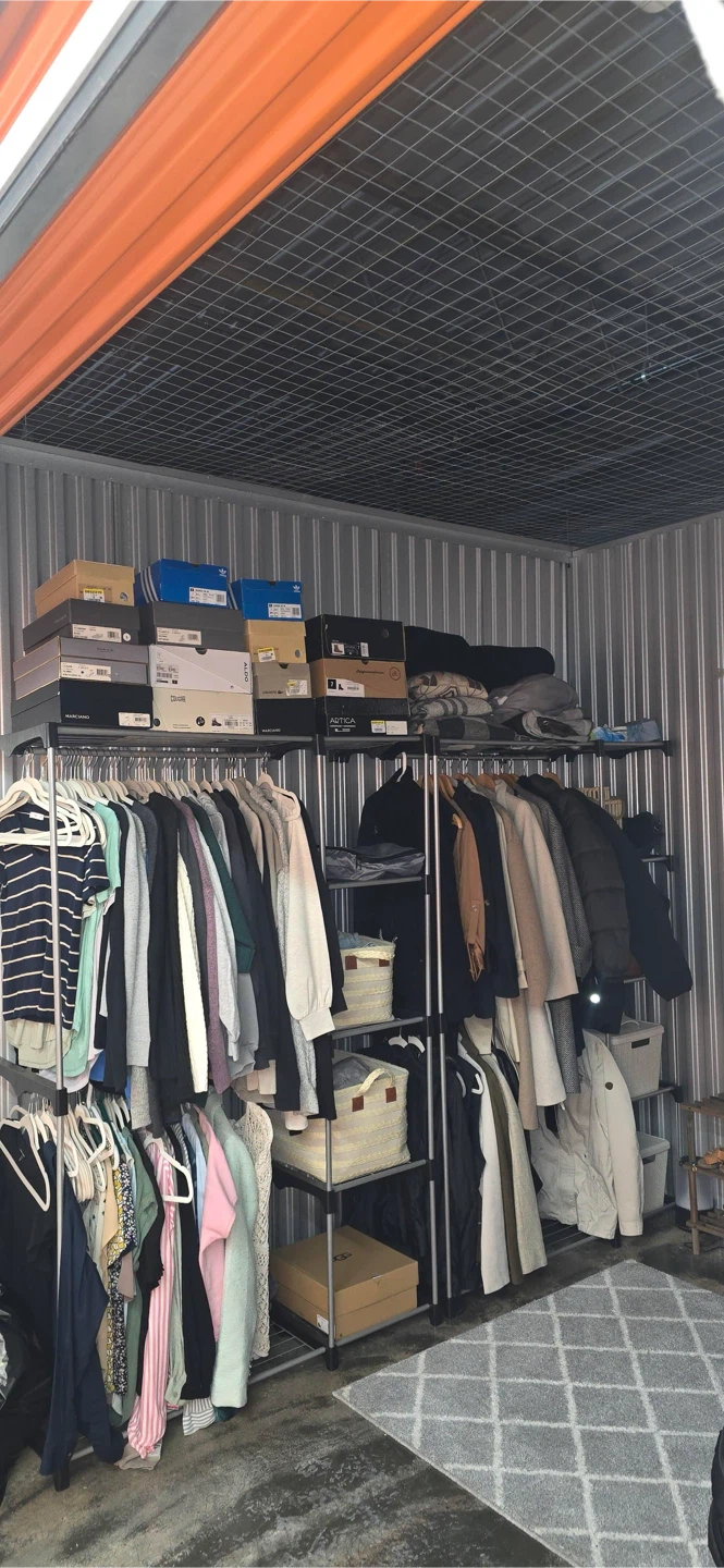 Portable Clothing Rack with Shelving - photo 3