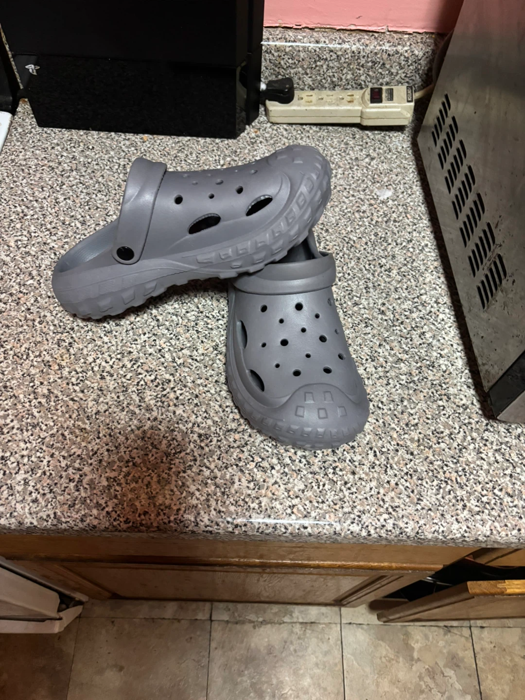 Gray Clogs Size 44-45 - photo 4