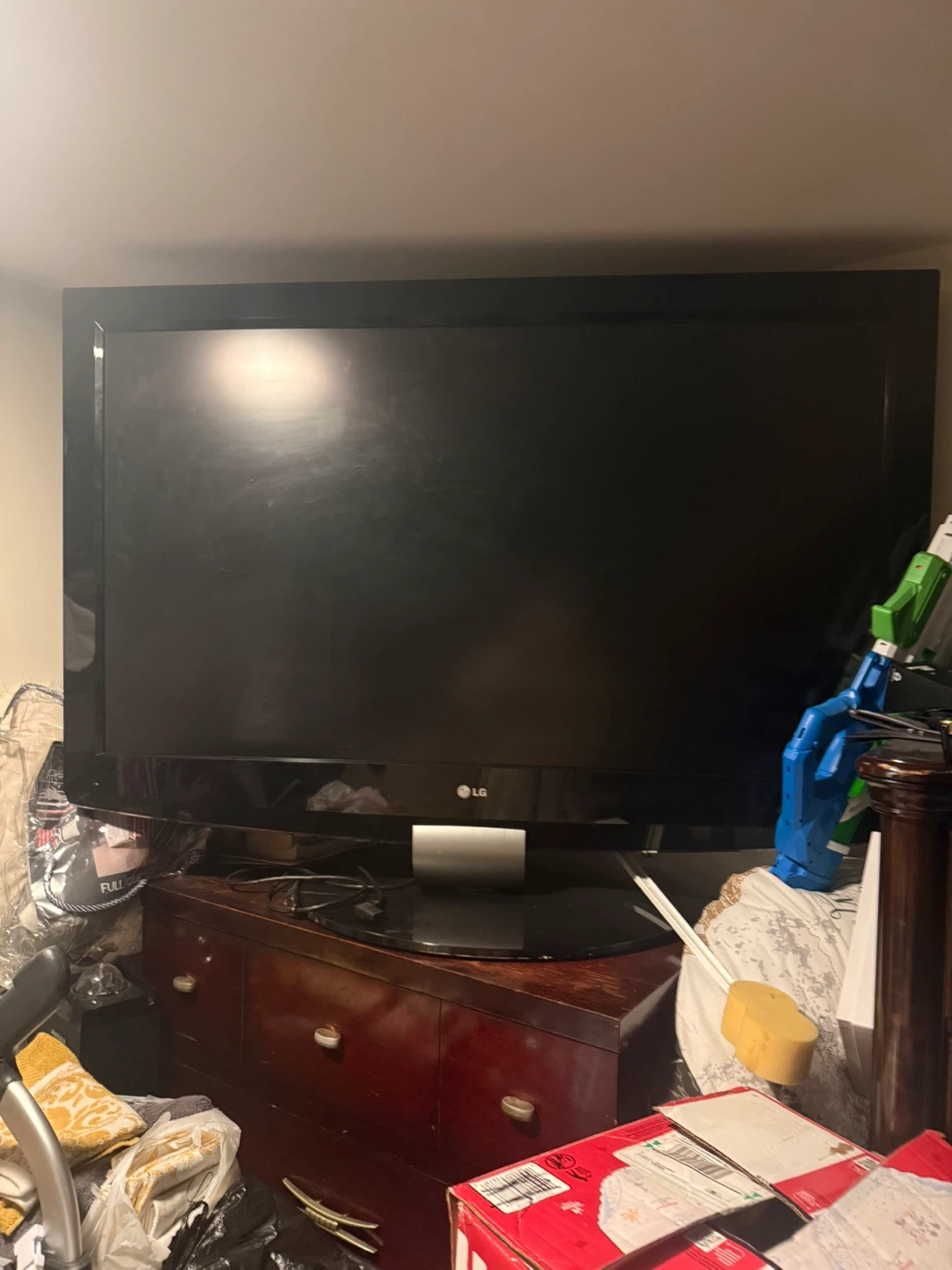 LG Television