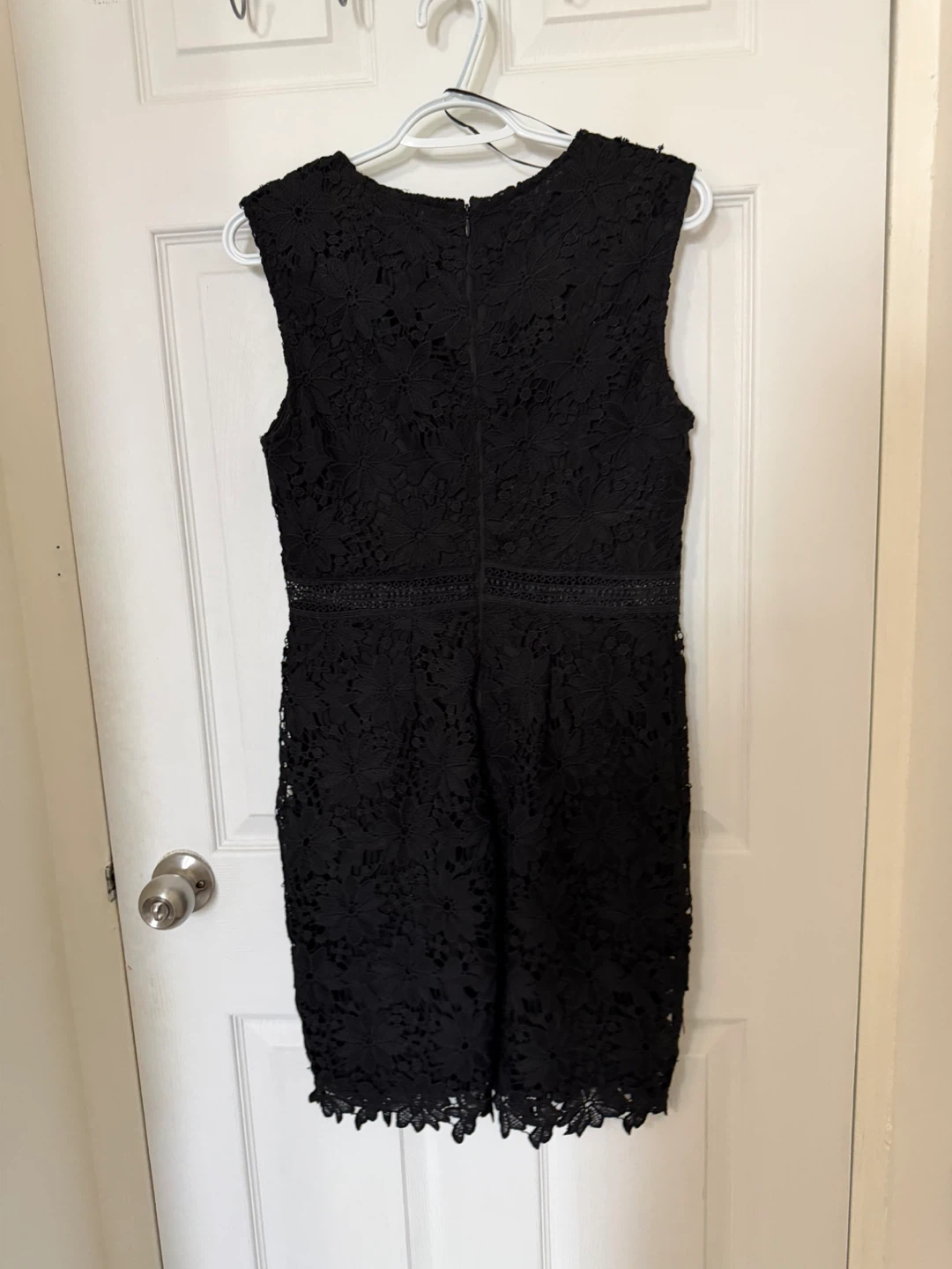 Black Lace Sheath Dress - photo 2