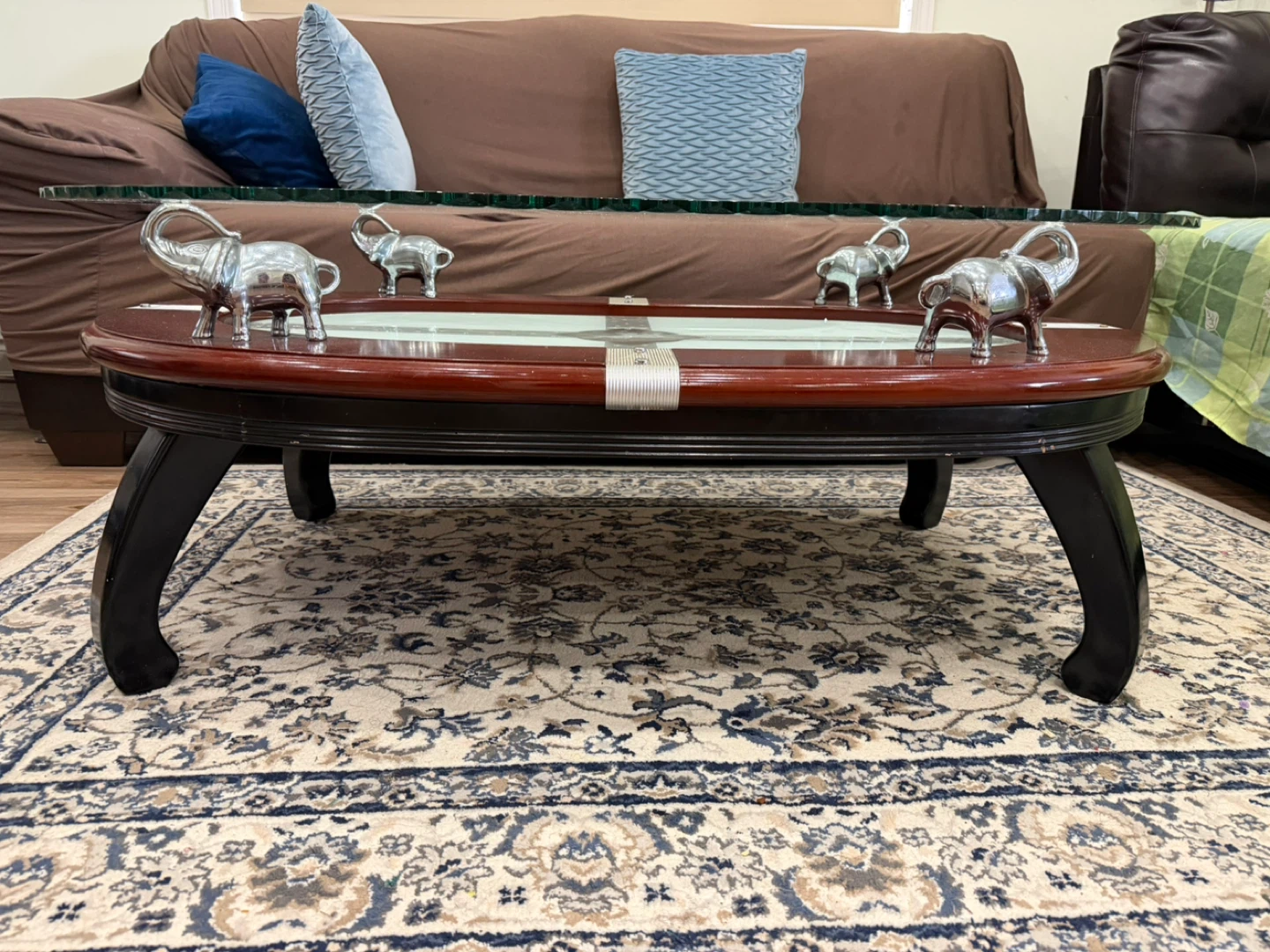 Oval Glass Coffee Table with Elephant Accents centre Table - photo 4