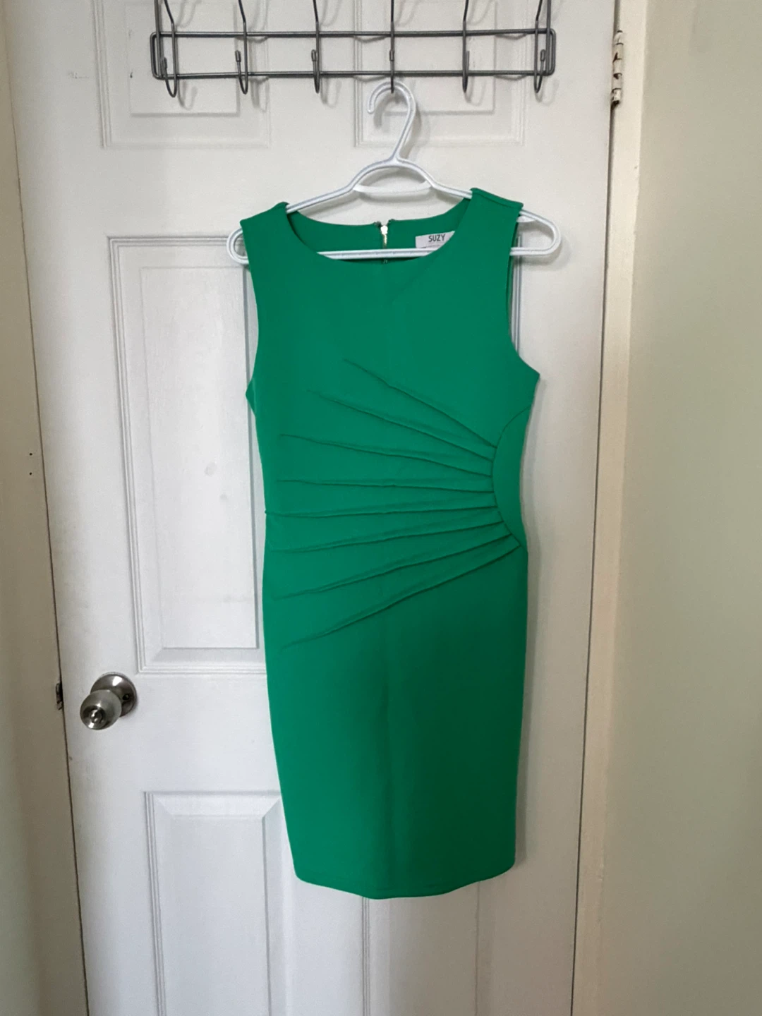 Suzy Shier Green dress - photo 2