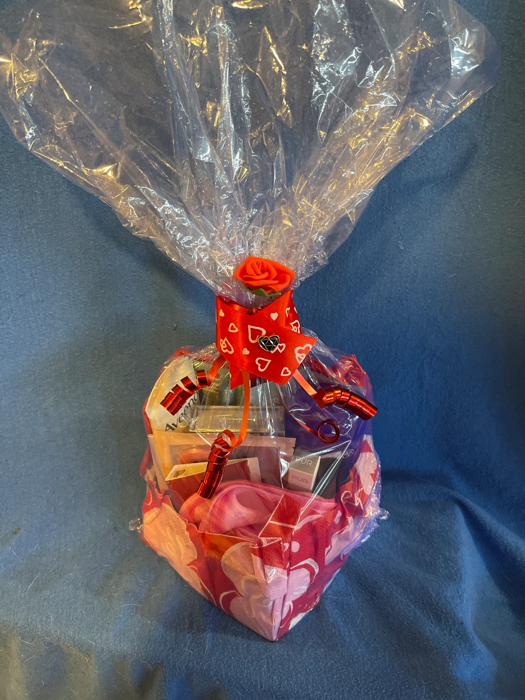 Valentine’s Day Beauty Basket (D)