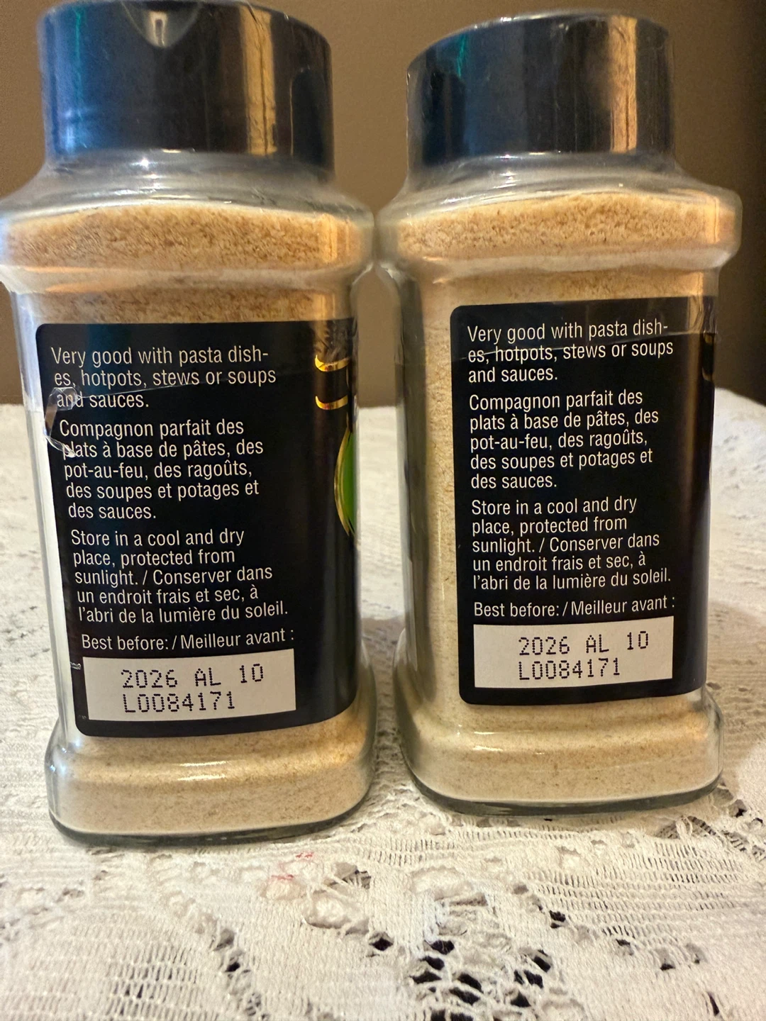 2 Onion Powder Bottles❣️Priced to clear! Exp. Apr. 10, 2026 - photo 2