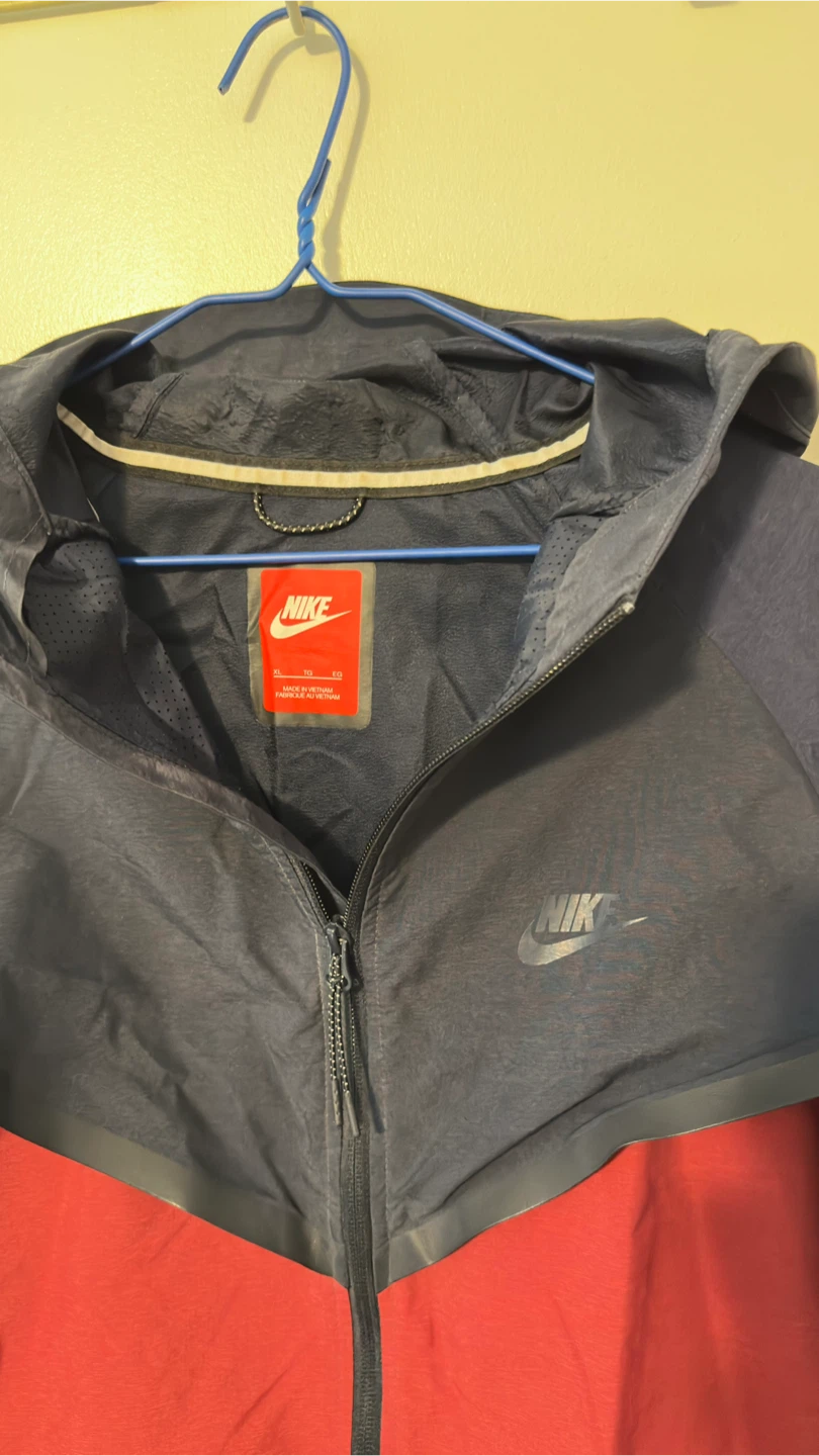Nike Men's Lightweight Hooded Jacket XL - photo 2
