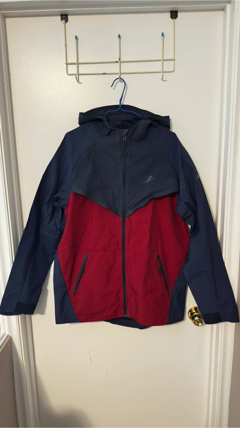 Nike Men's Lightweight Hooded Jacket XL