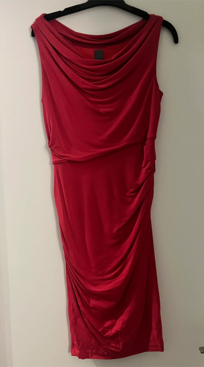 Vera Wang Red Dress - Size 2 🏆