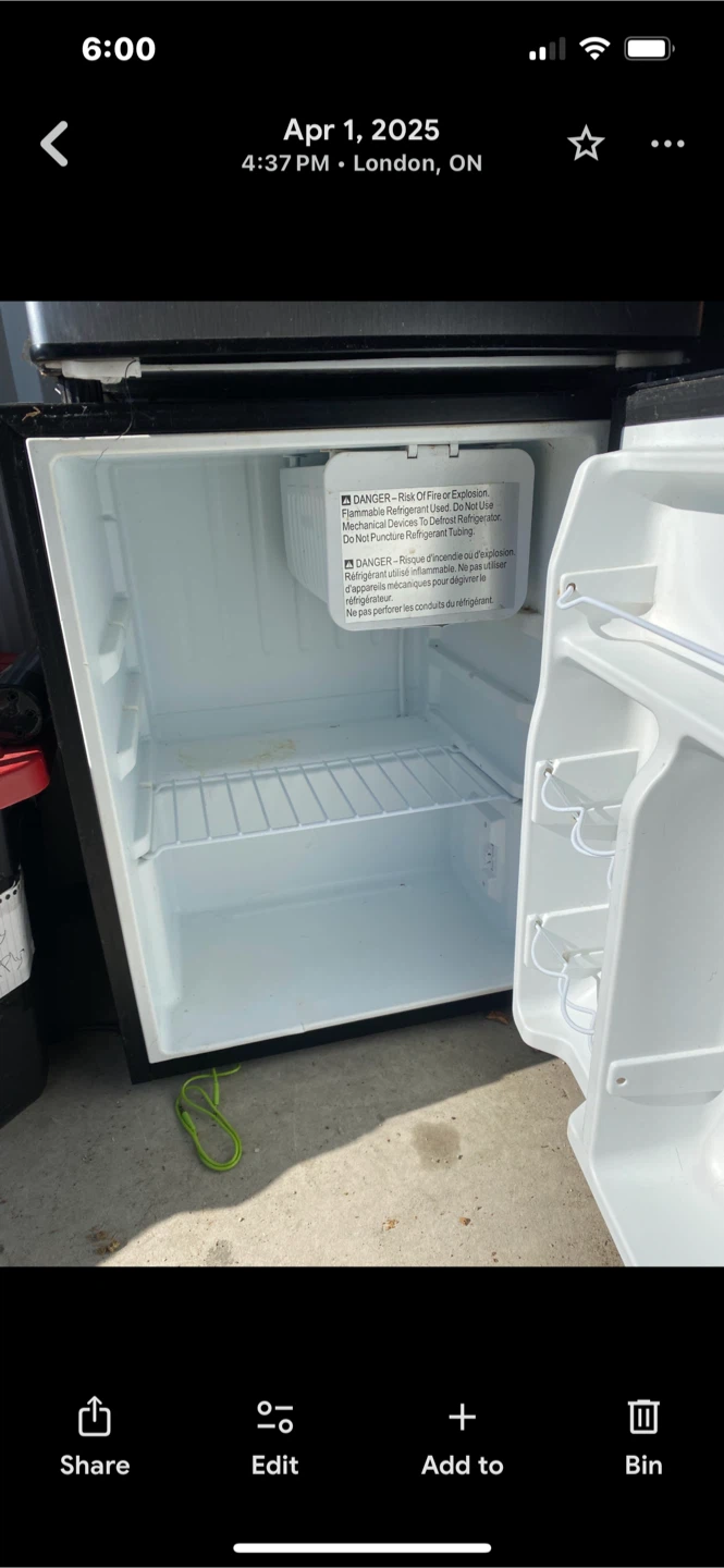 Whirlpool Compact Mini Fridge - photo 2
