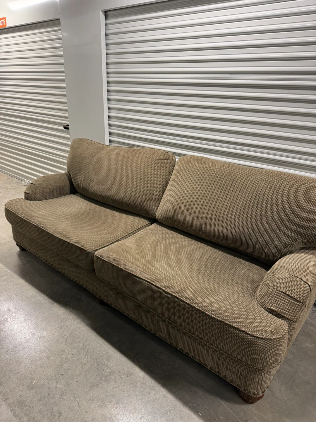 🚨Free Delivery NJ/NY Brown Sofa Clean and Odor Free - photo 4