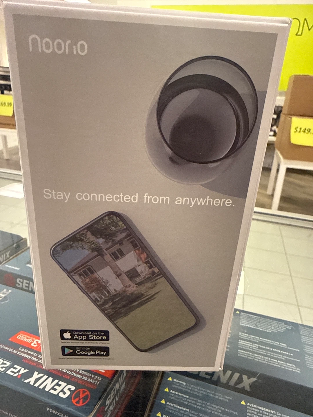 Noorio Spotlight Cam B210 Wire-Free Security Camera - photo 2
