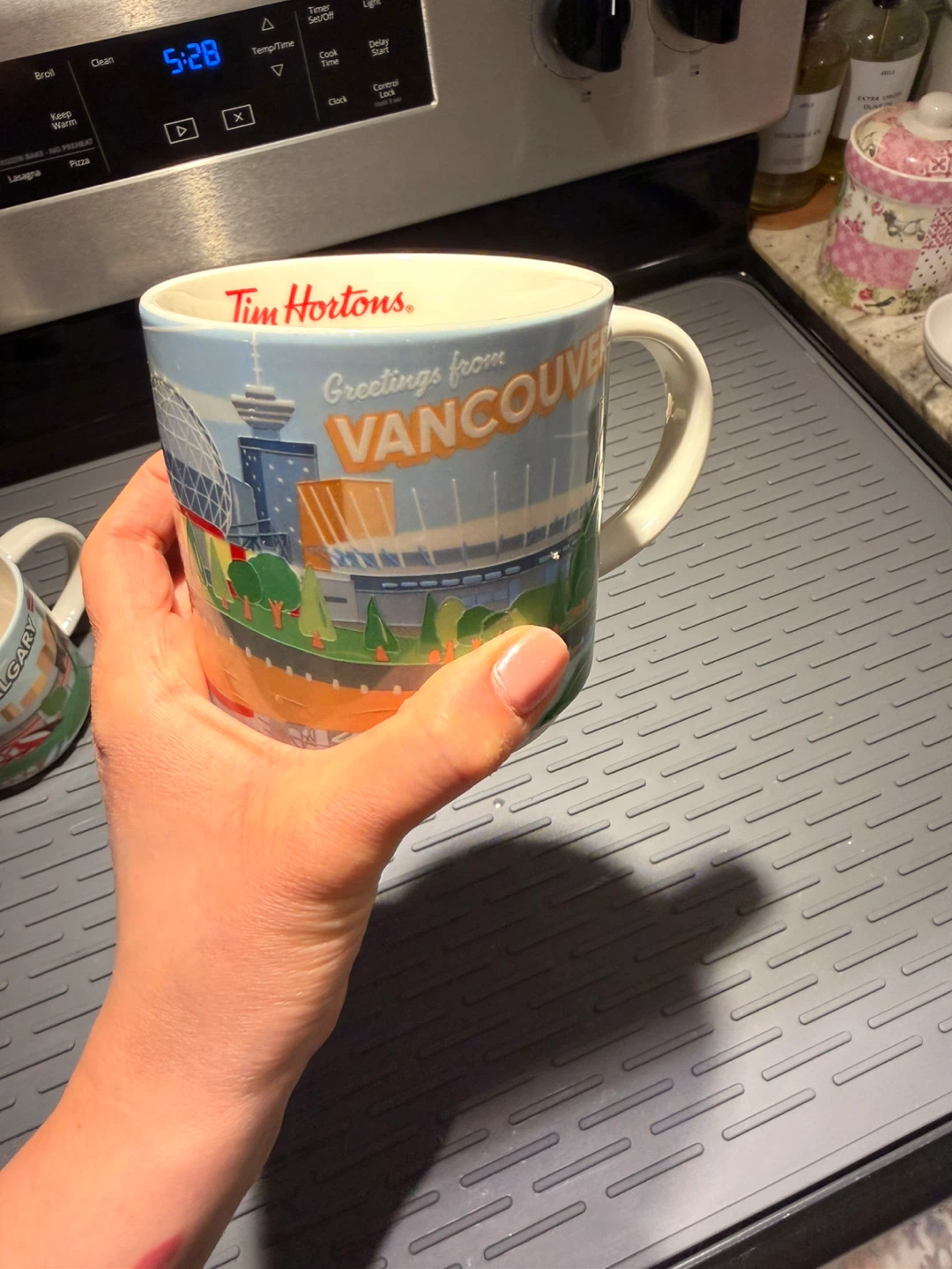 Tim Hortons Cityscape Mugs🏆 (Calgary, Montreal, Vancouver) - photo 4