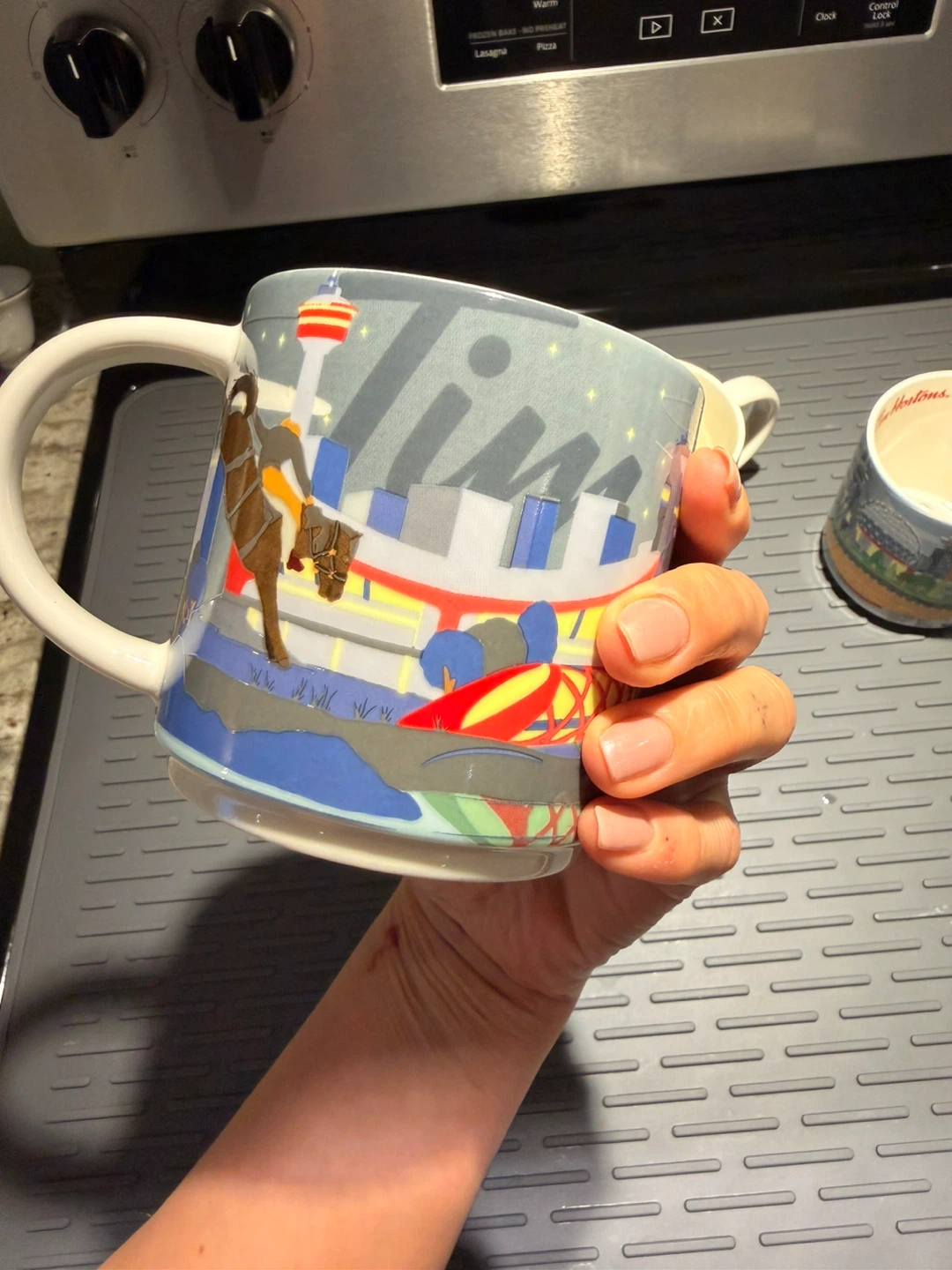 Tim Hortons Cityscape Mugs🏆 (Calgary, Montreal, Vancouver) - photo 5