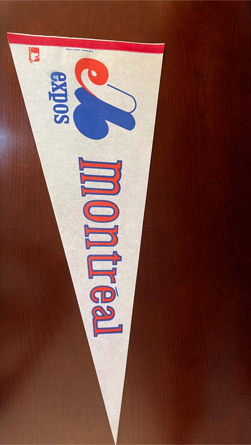 Montreal Expos banner flag 1970s - photo 2